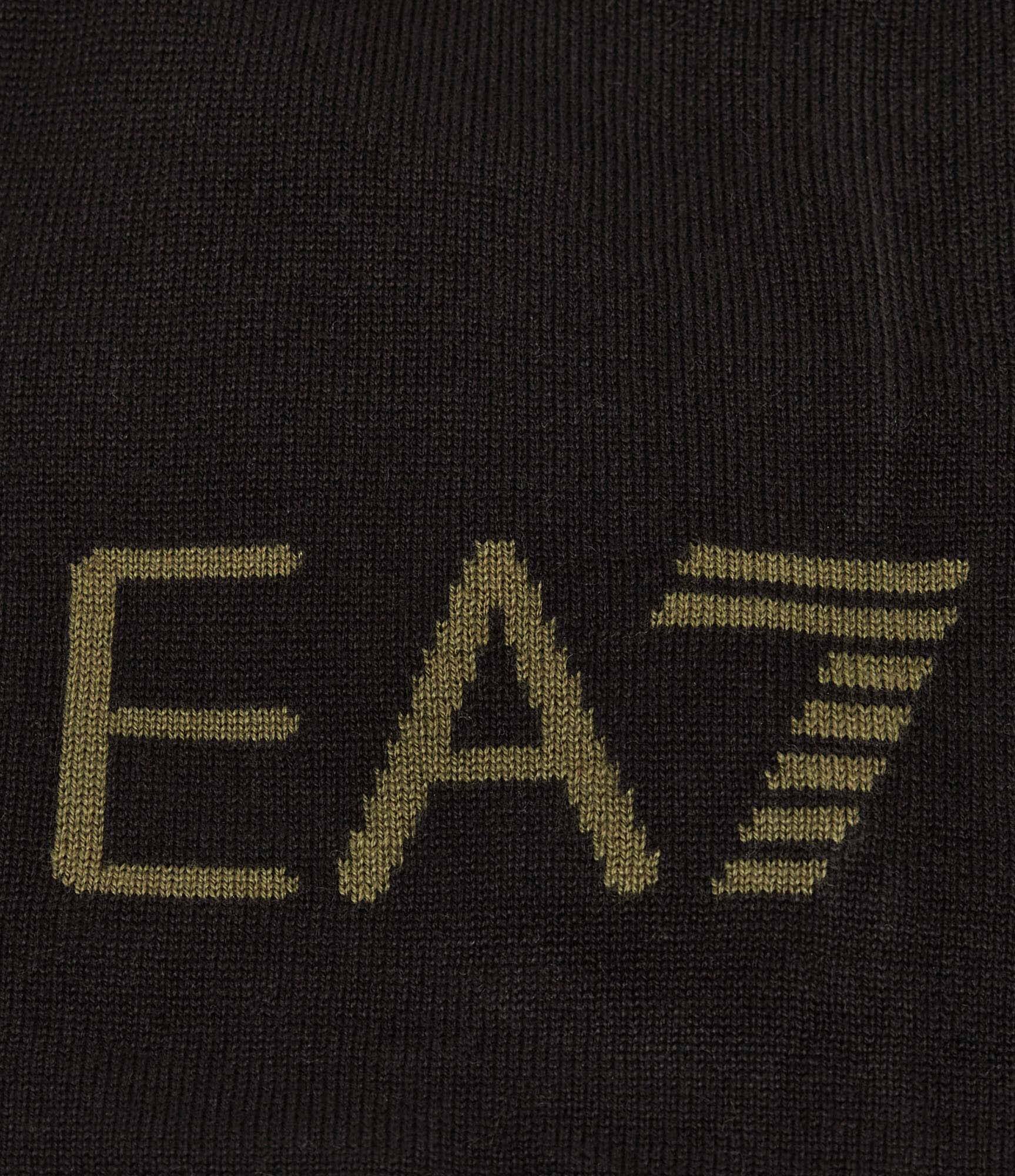 EA7 Căciulă