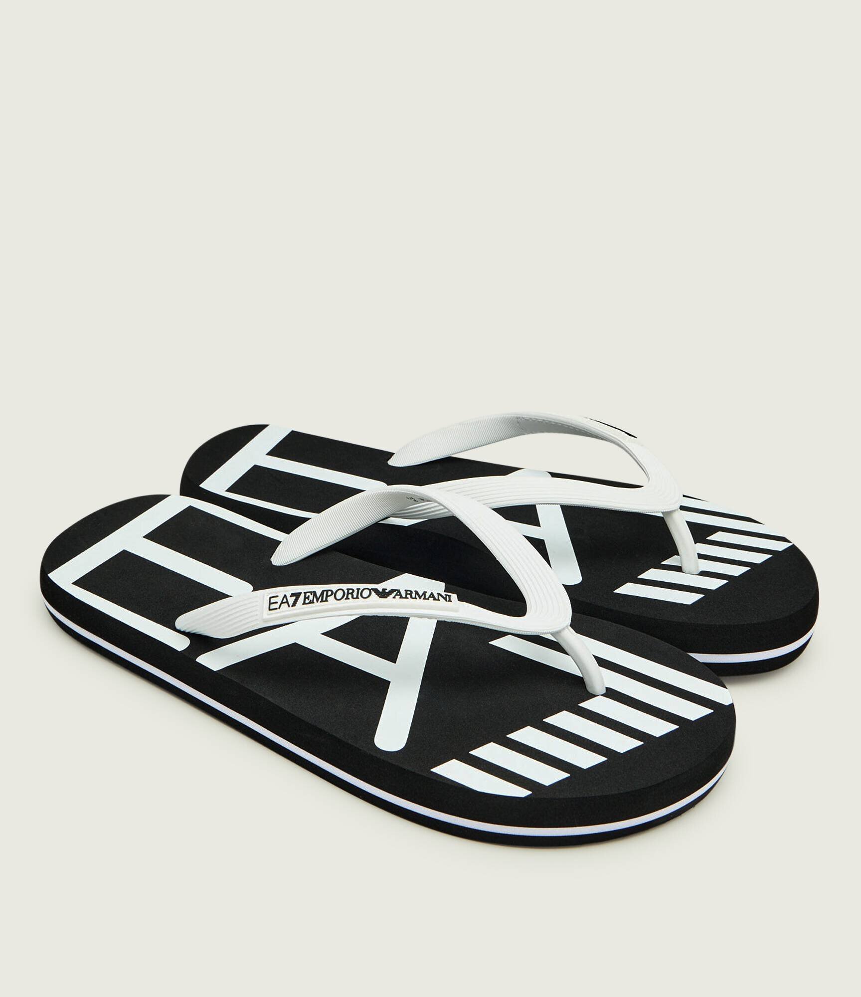 EA7 Flip flops