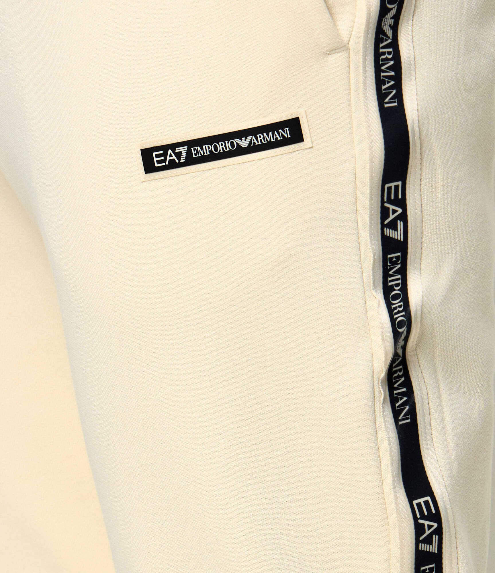 EA7 Pantaloni de trening | Slim Fit