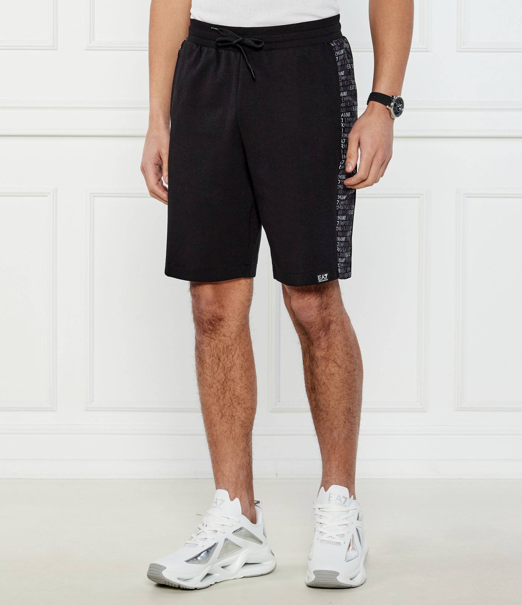EA7 Pantaloni scurți | Regular Fit