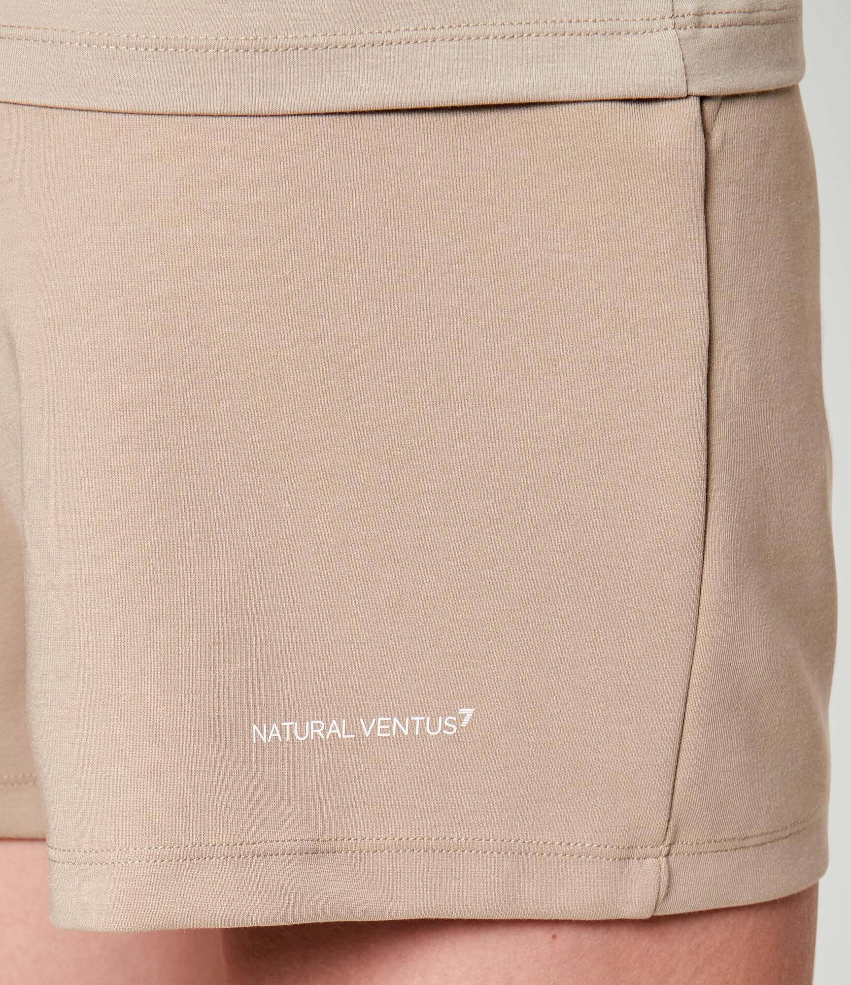 EA7 Pantaloni scurți | regular fit