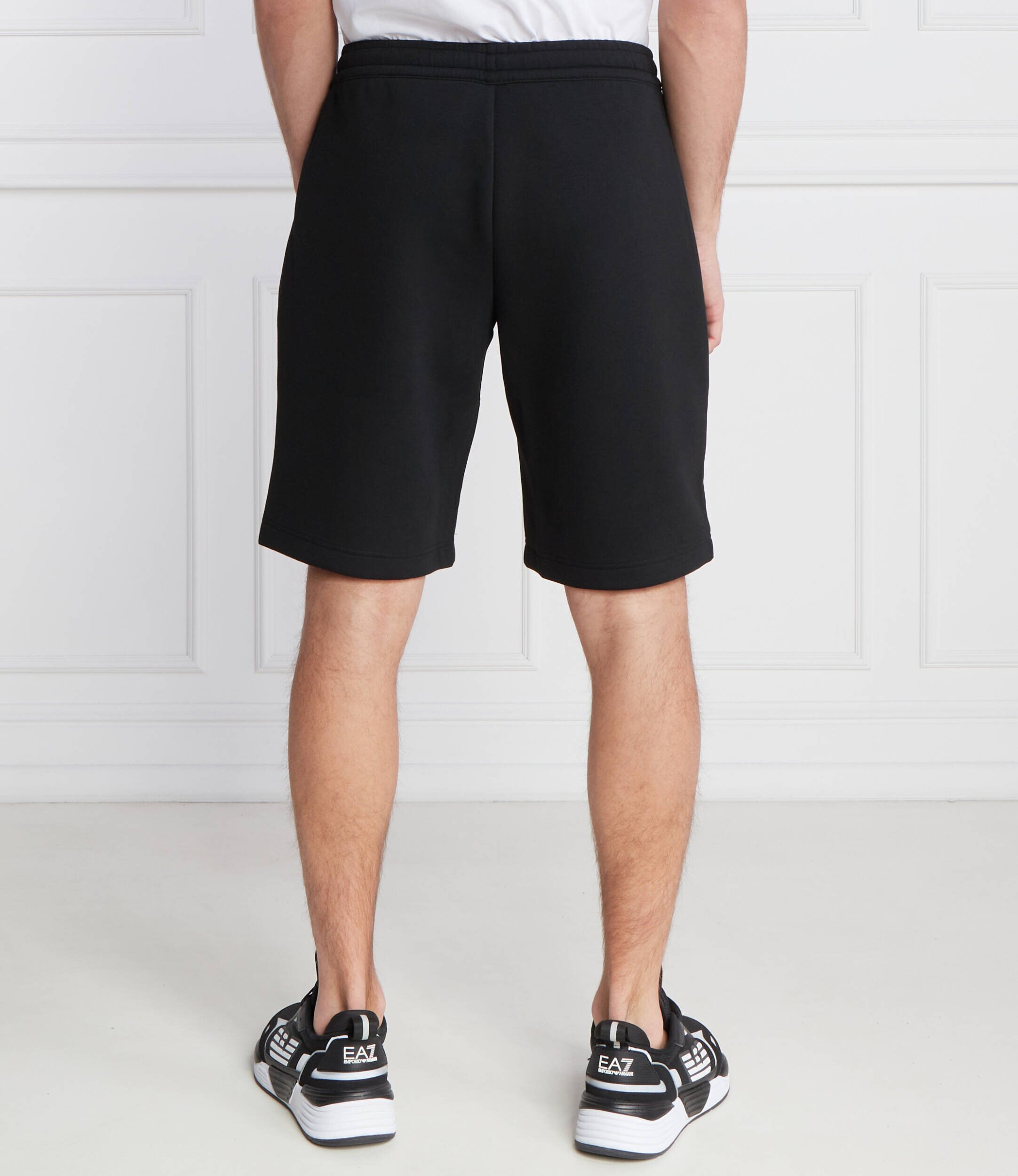 EA7 Pantaloni scurți | Regular Fit