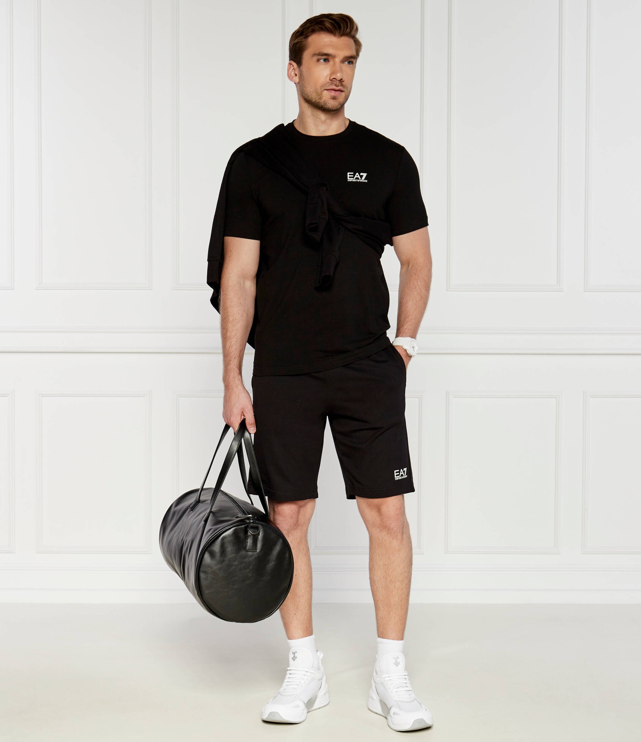 EA7 Pantaloni scurți | Regular Fit