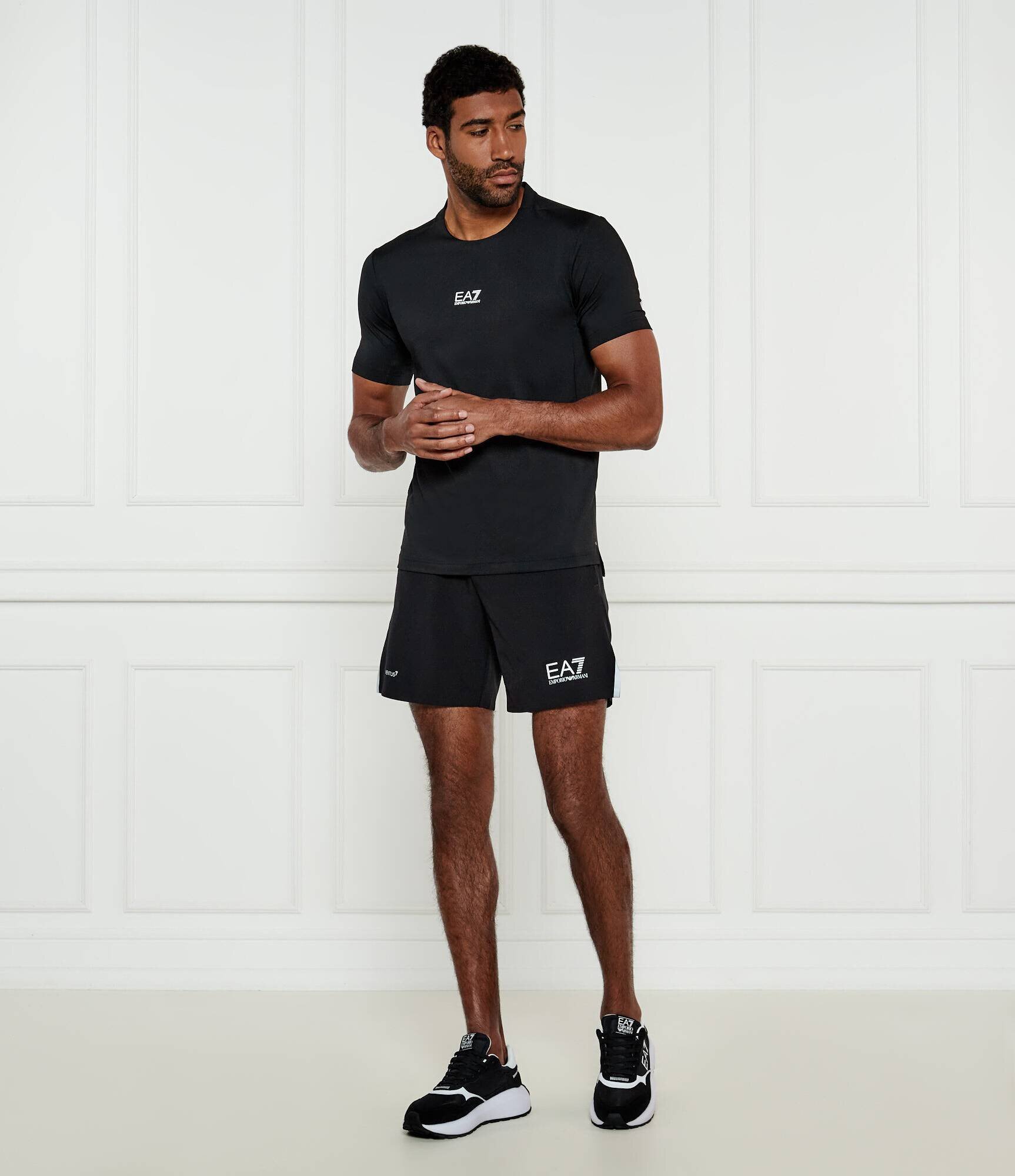 EA7 Pantaloni scurți | Regular Fit