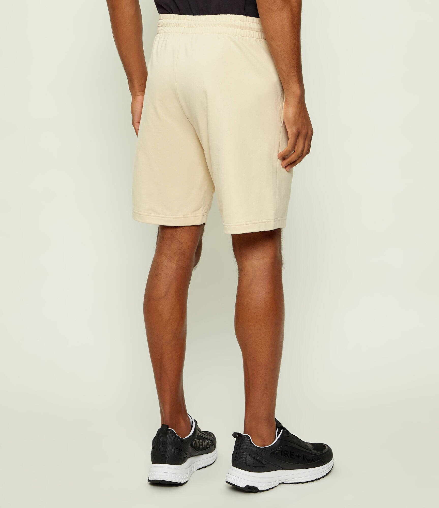 EA7 Pantaloni scurți | regular fit