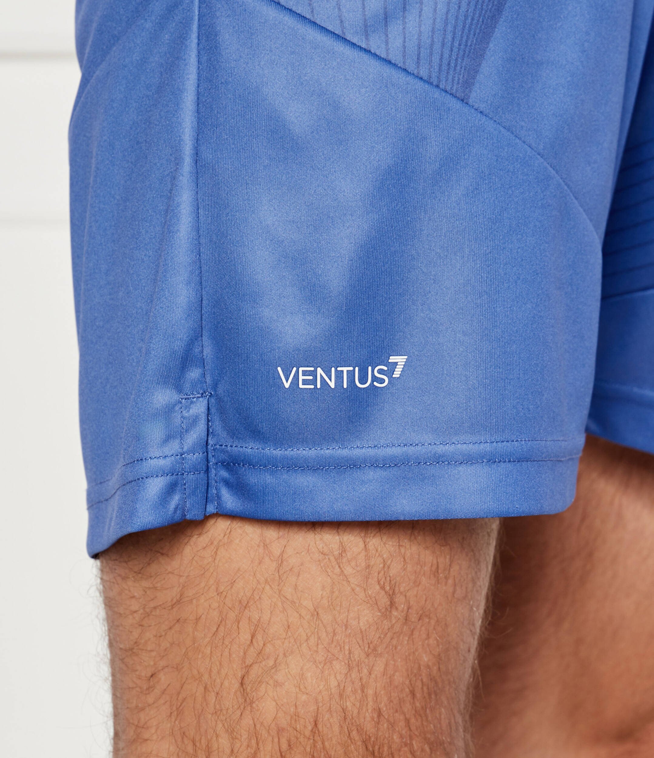 EA7 Pantaloni scurți | Regular Fit