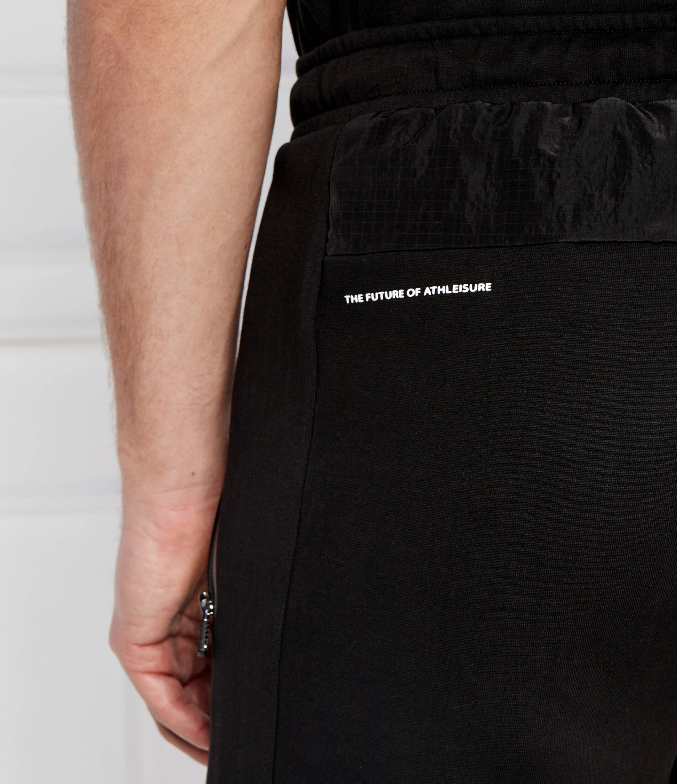 EA7 Pantaloni scurți | Regular Fit