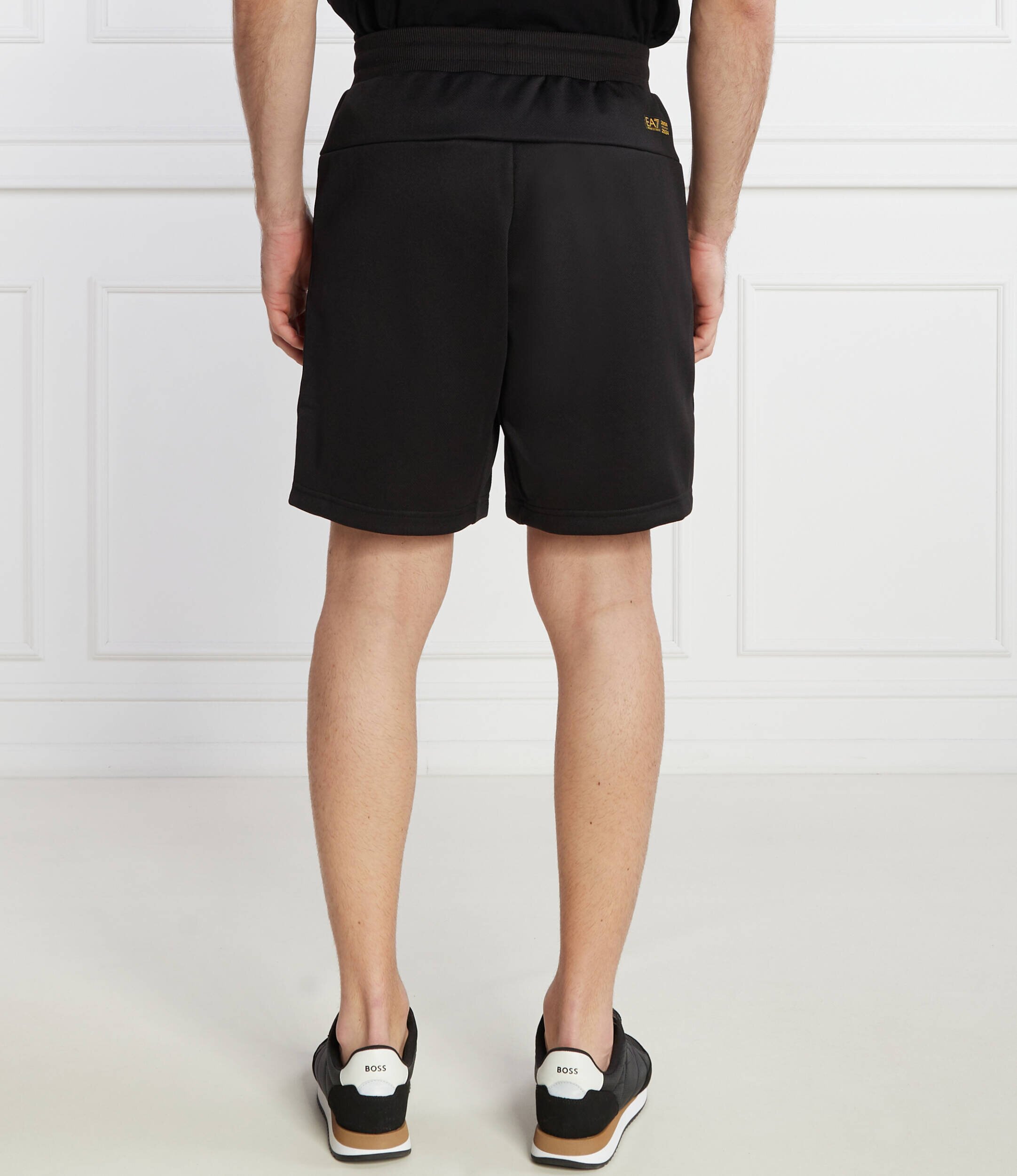 EA7 Pantaloni scurți | Regular Fit