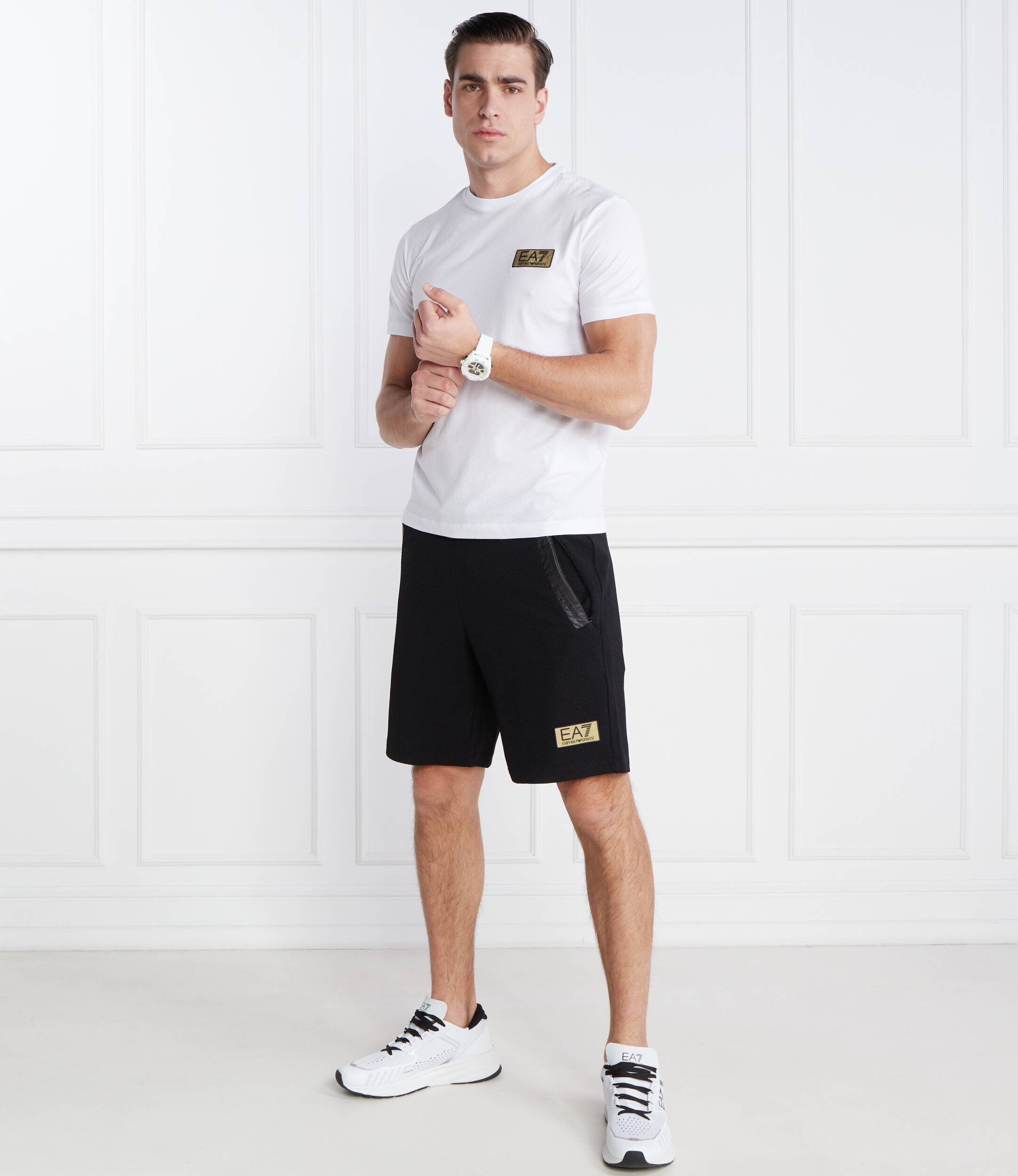 EA7 Pantaloni scurți | Regular Fit