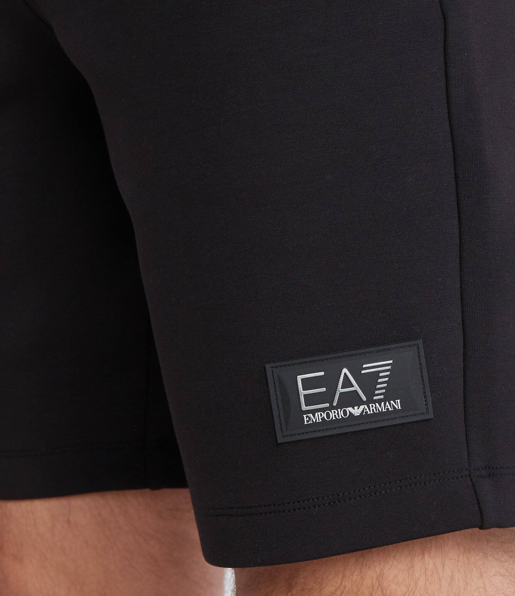 EA7 Pantaloni scurți | Regular Fit