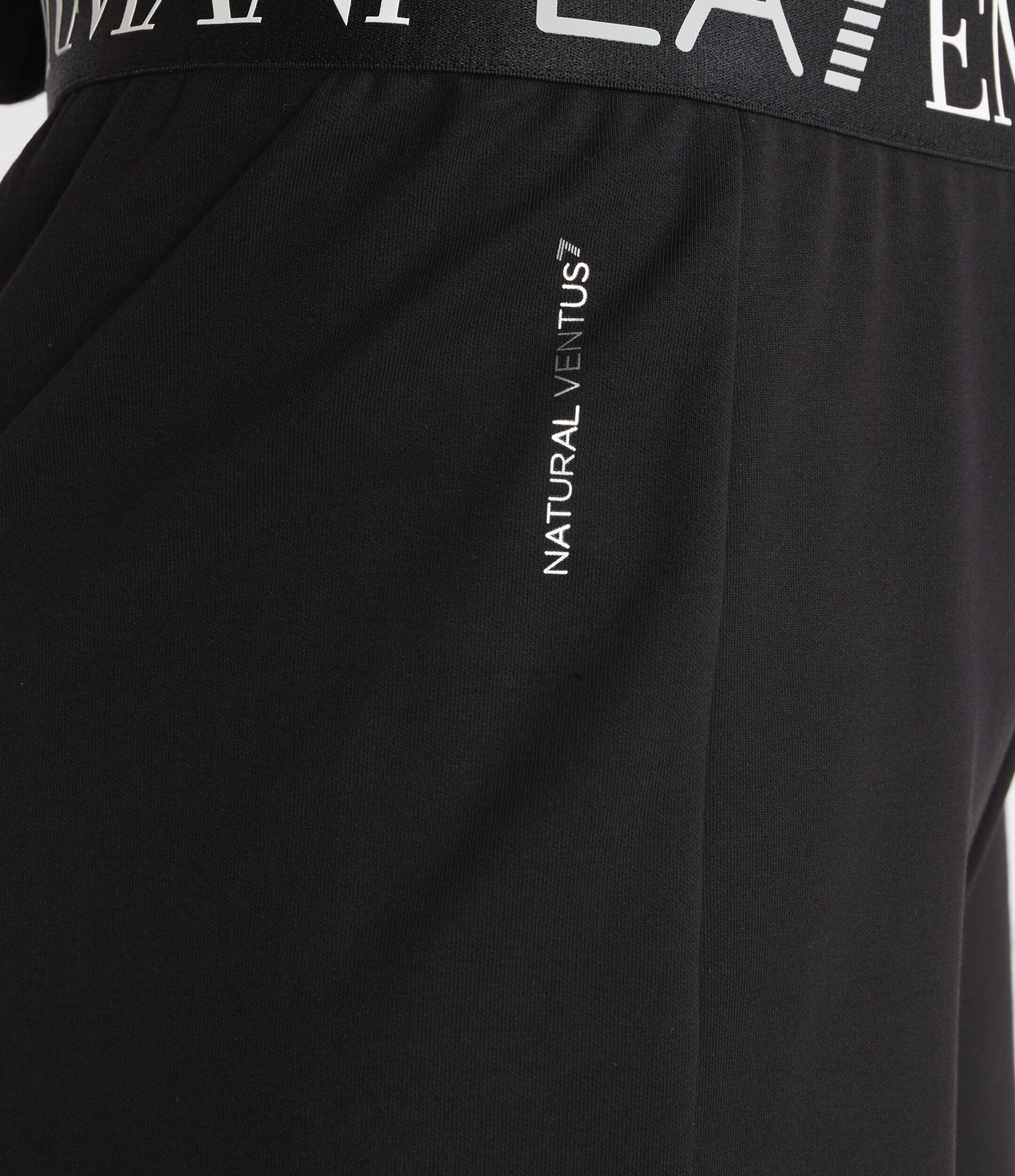 EA7 Pantaloni scurți | Regular Fit
