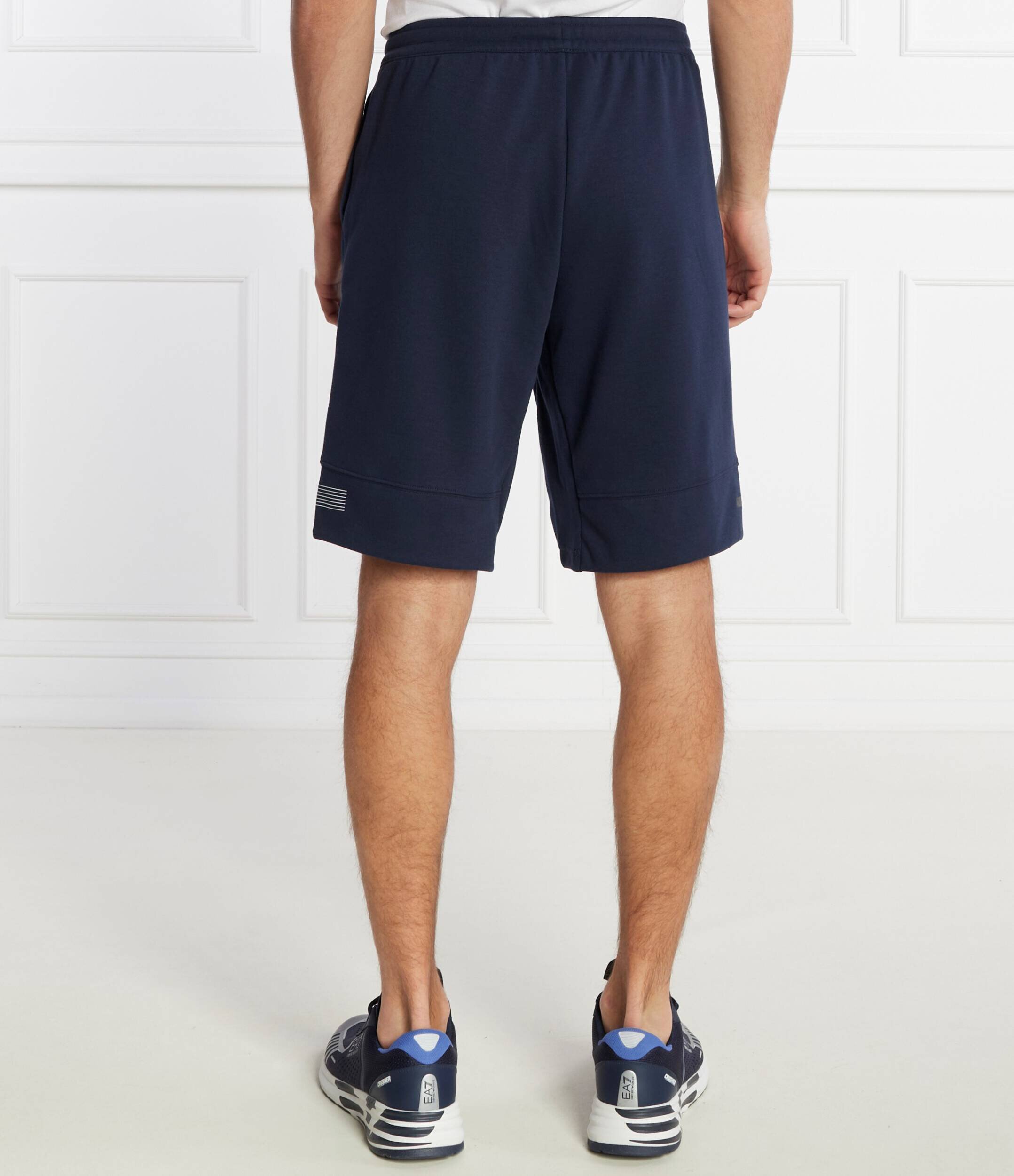 EA7 Pantaloni scurți | Regular Fit