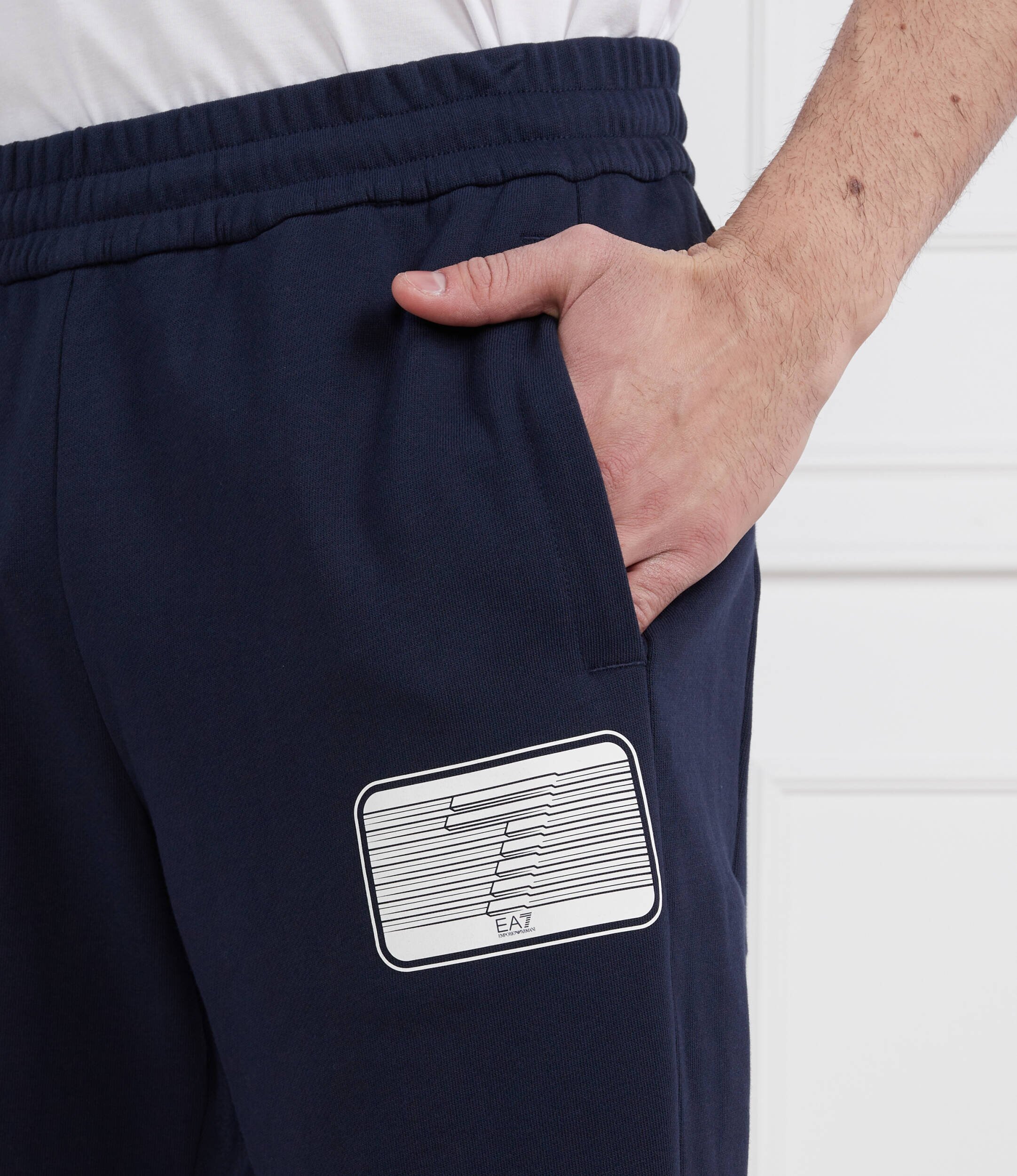 EA7 Pantaloni scurți | Regular Fit