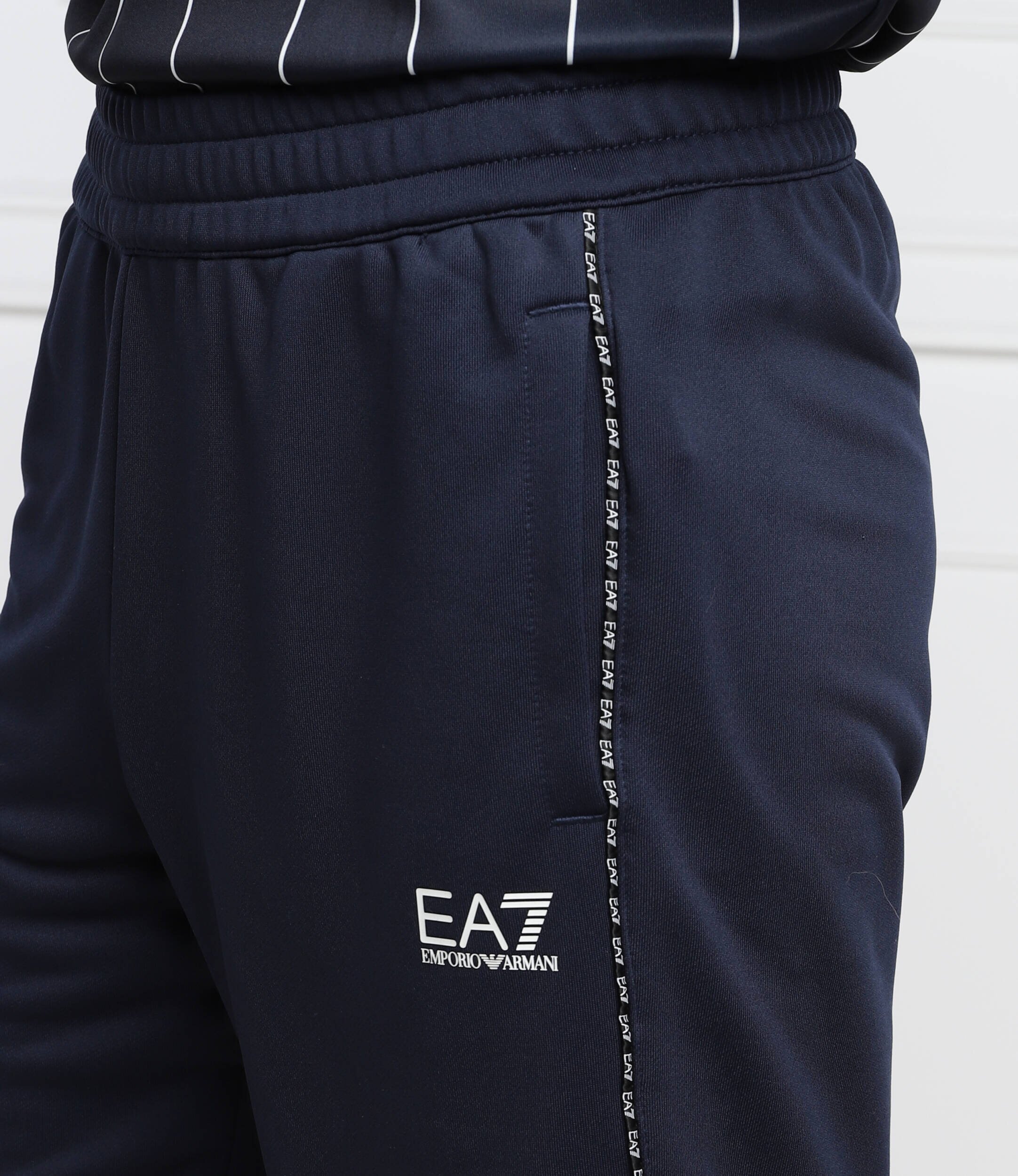 EA7 Pantaloni scurți | Regular Fit