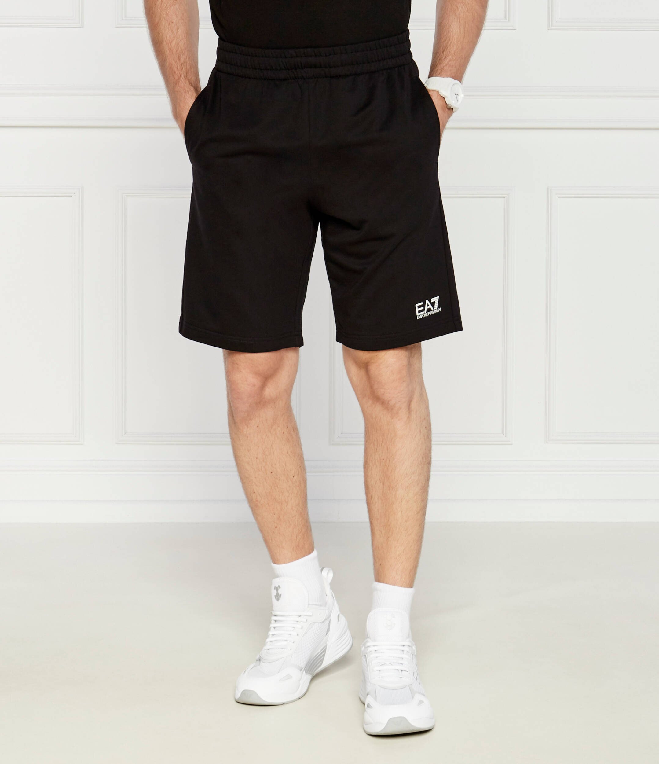 EA7 Pantaloni scurți | Regular Fit
