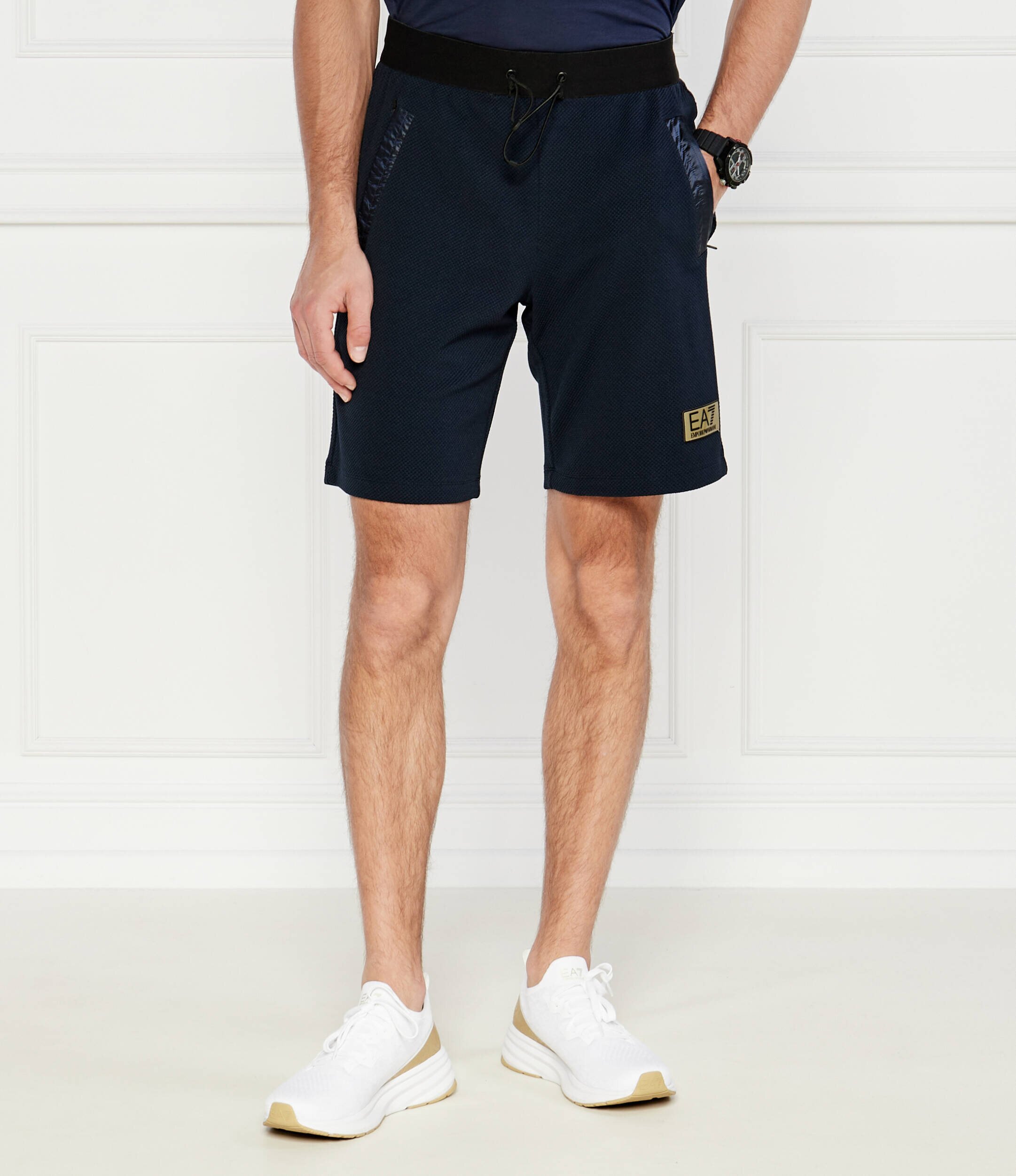 EA7 Pantaloni scurți | Regular Fit