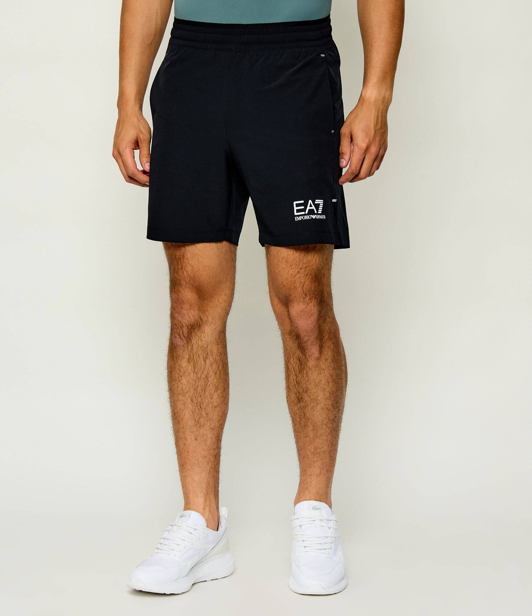 EA7 Pantaloni scurți | Slim Fit