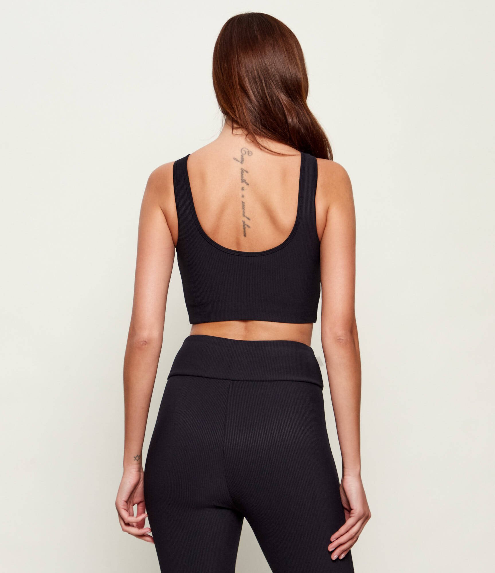 EA7 Top | Cropped Fit