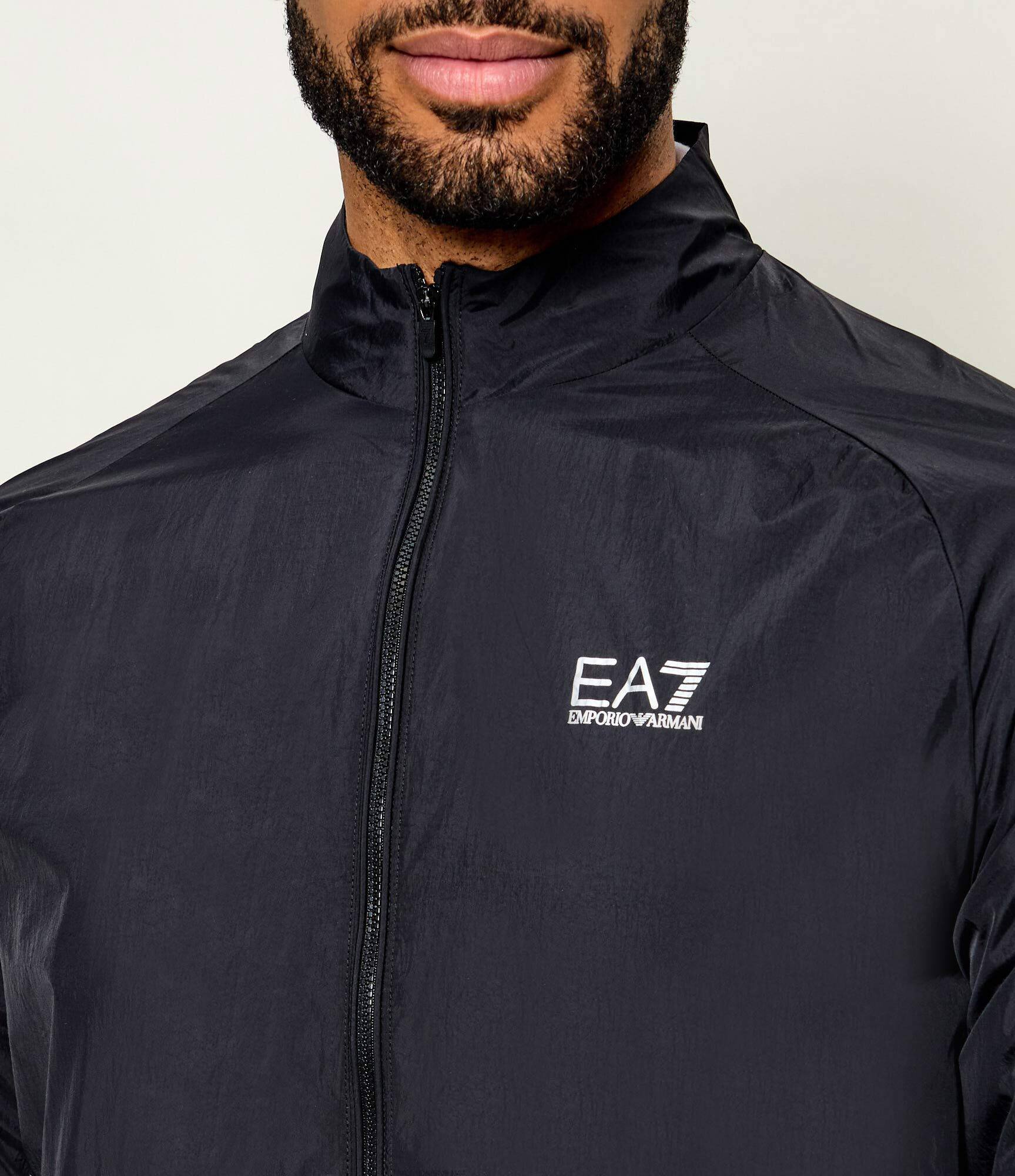EA7 Trening | Modern fit