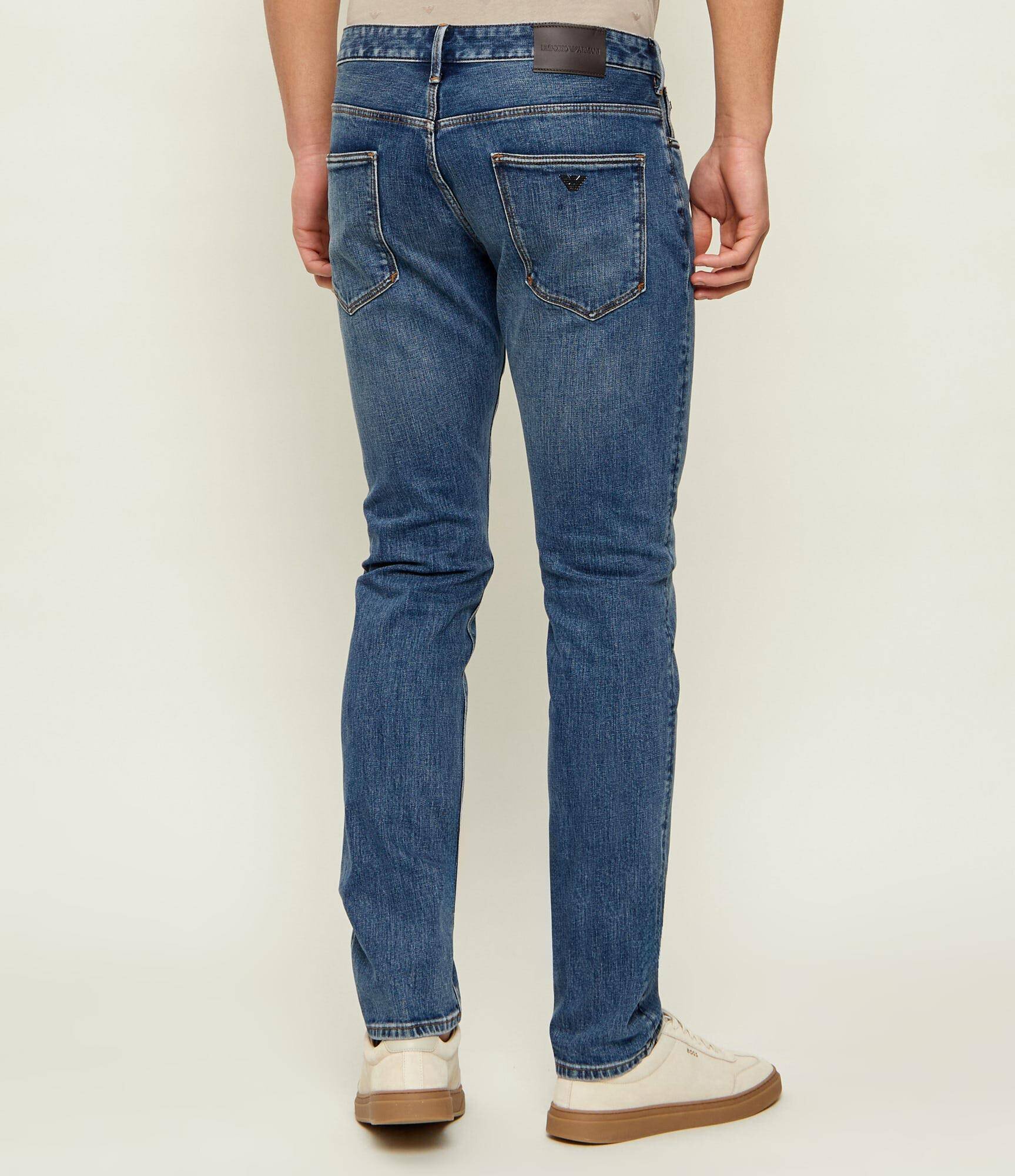 Emporio Armani Blugi J06 | Slim Fit