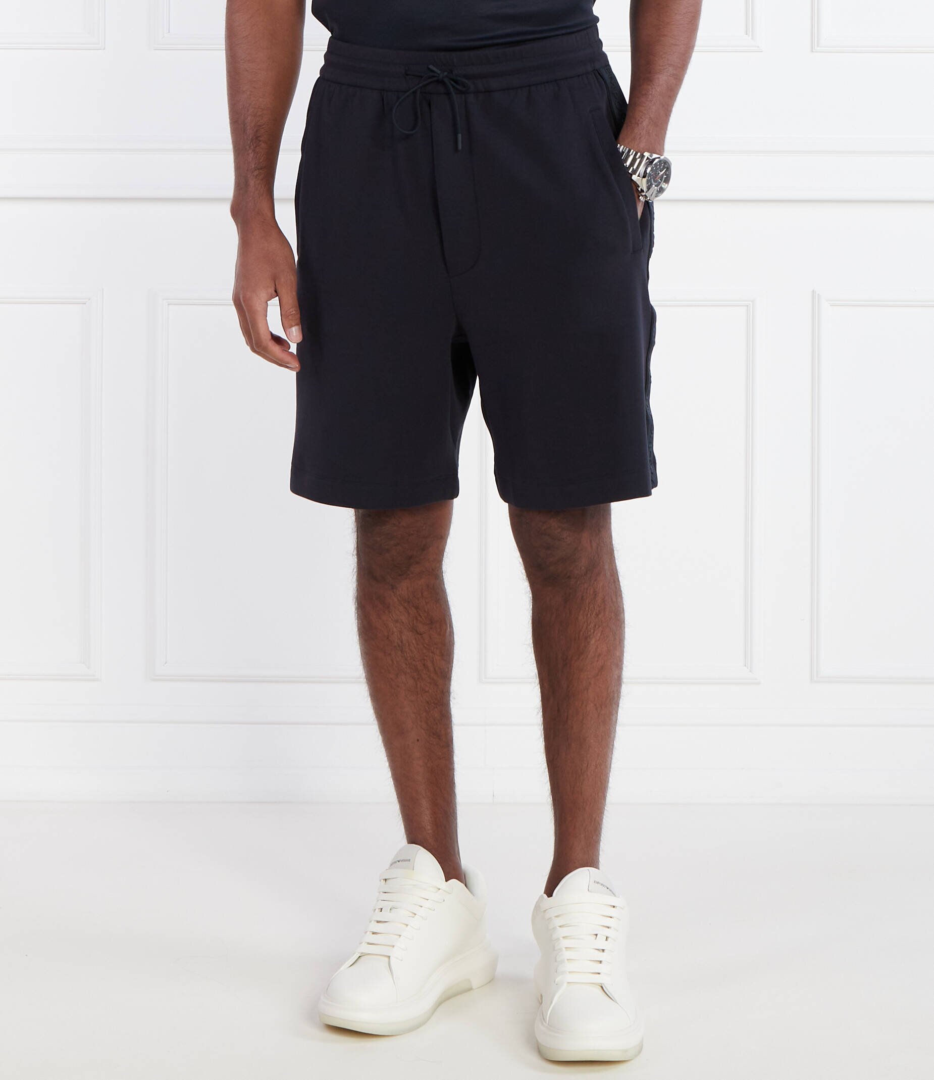 Emporio Armani Pantaloni scurți | Regular Fit