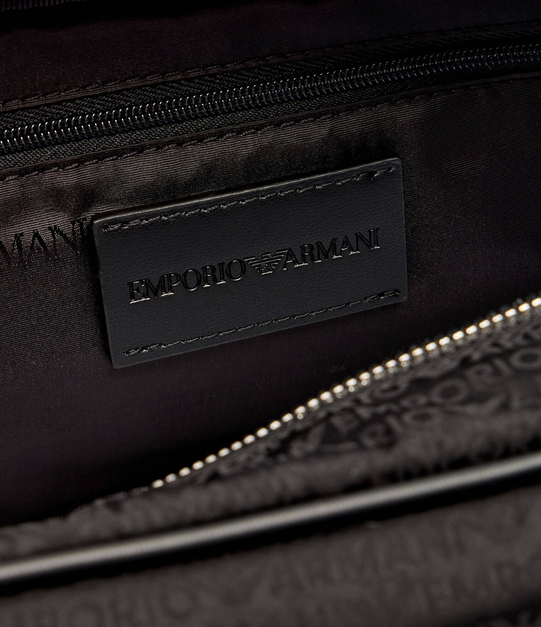 Emporio Armani Trusă pentru cosmetice