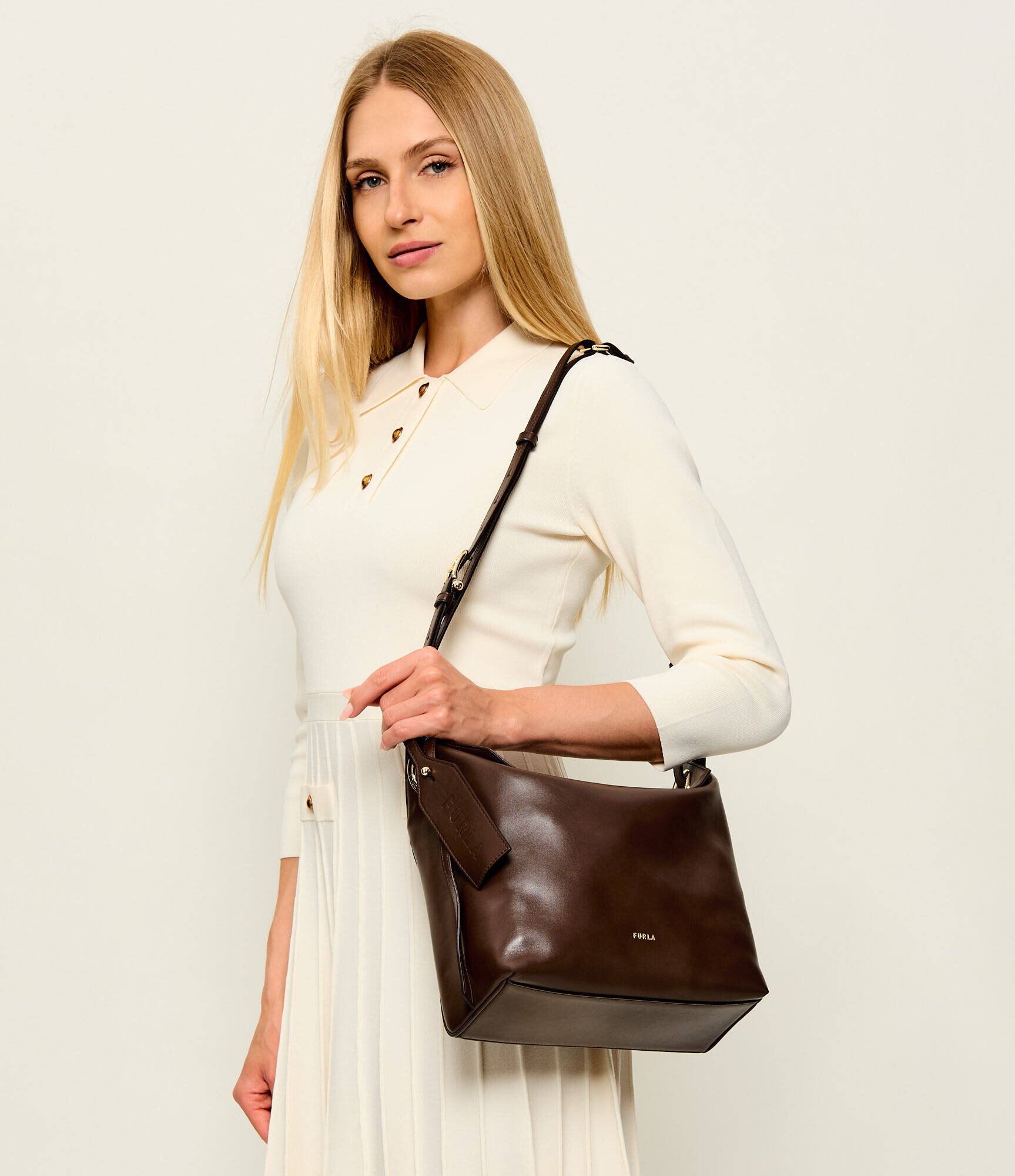 Furla De piele geantă pe umăr Ginevra M
