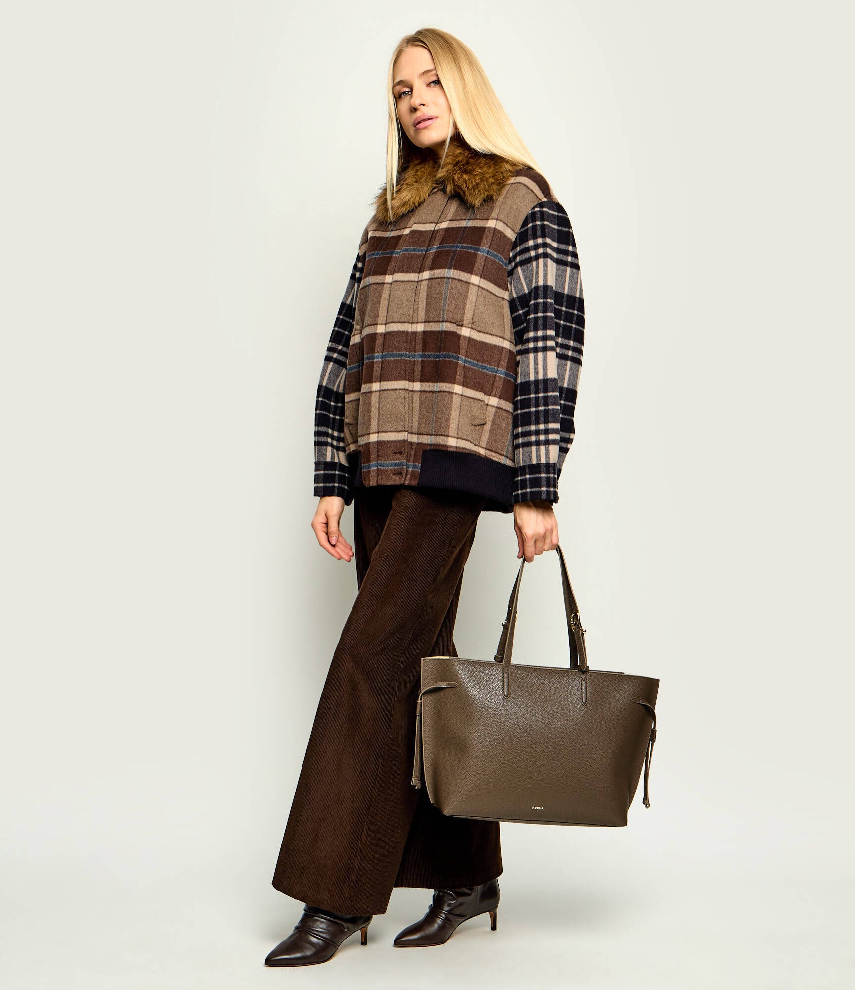 Furla De piele geantă shopper Ava L