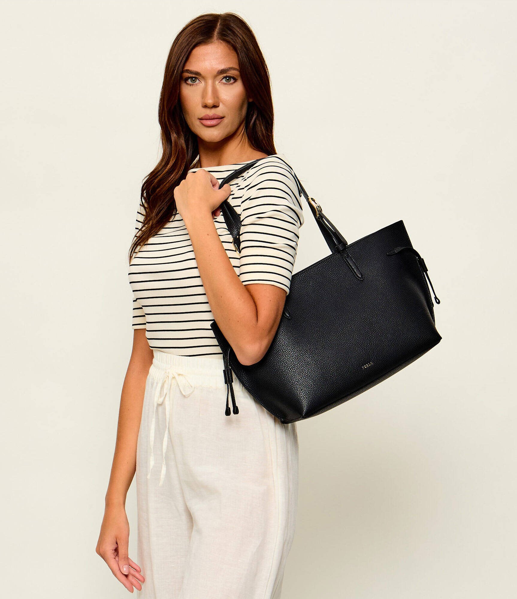 Furla De piele geantă shopper Ava M