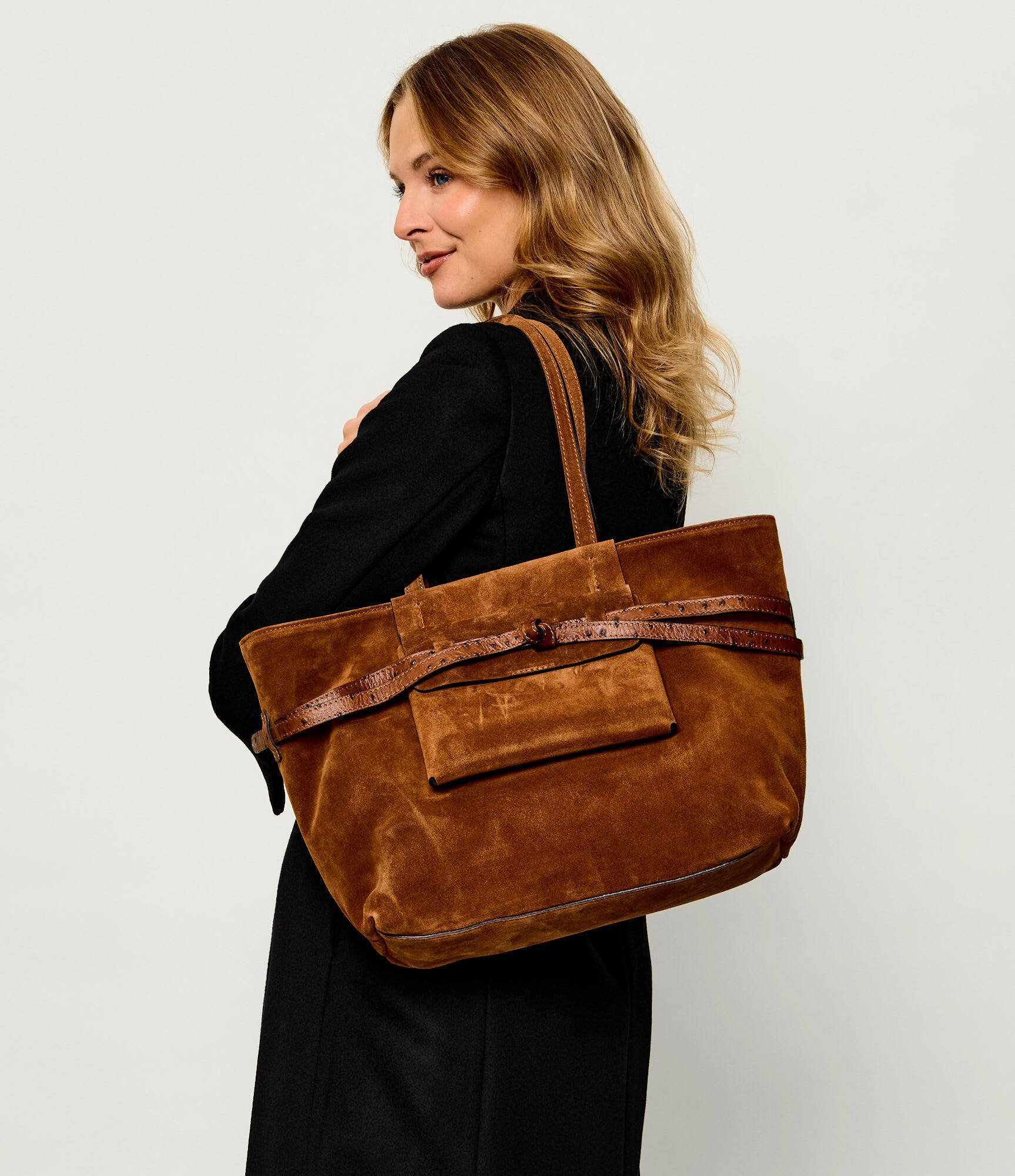 GIANNI CHIARINI Geantă shopper Belty | piele întoarsă