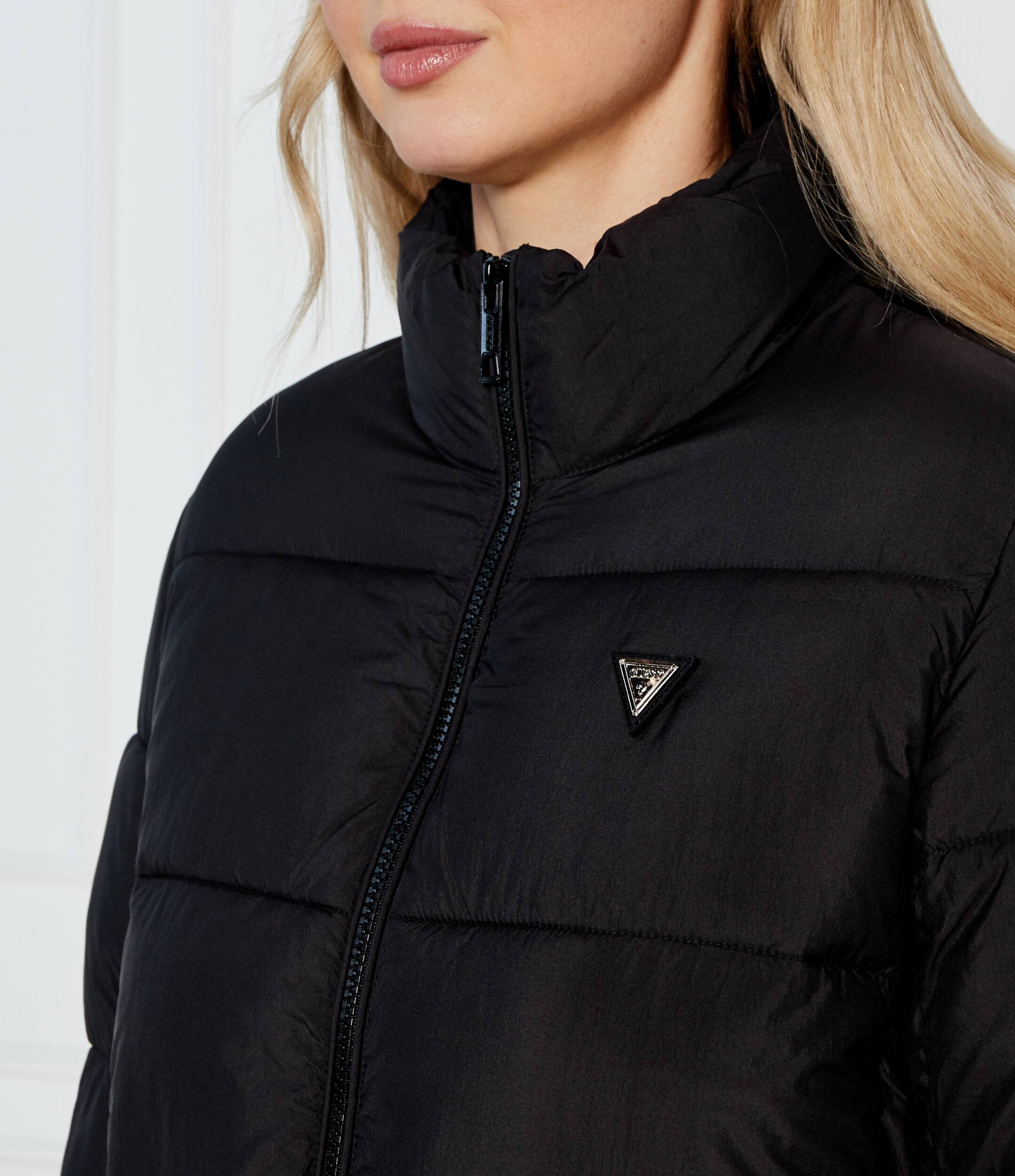GUESS ACTIVE Geacă NEW CLAUDIA | Regular Fit