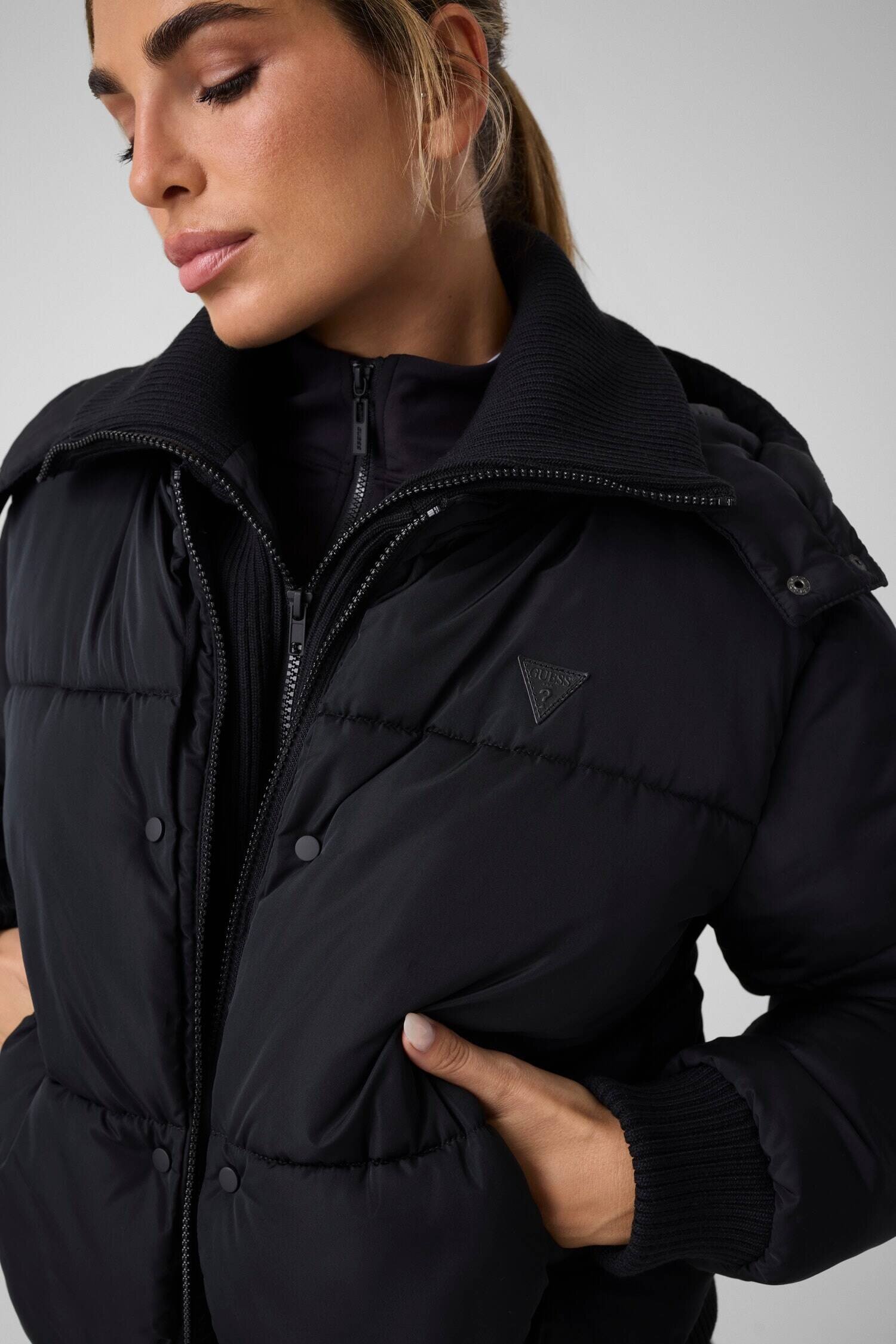 GUESS ACTIVE Geacă Virginia | regular fit
