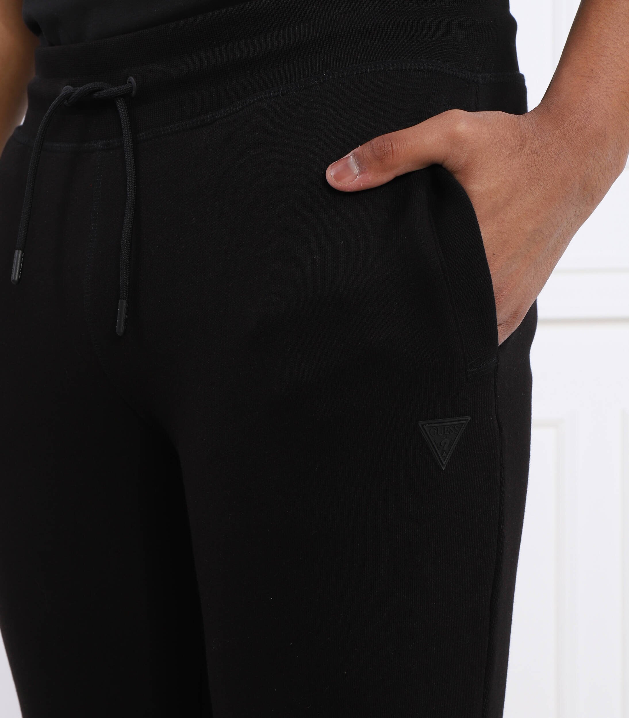 GUESS ACTIVE Pantaloni de trening ALDWIN | Regular Fit