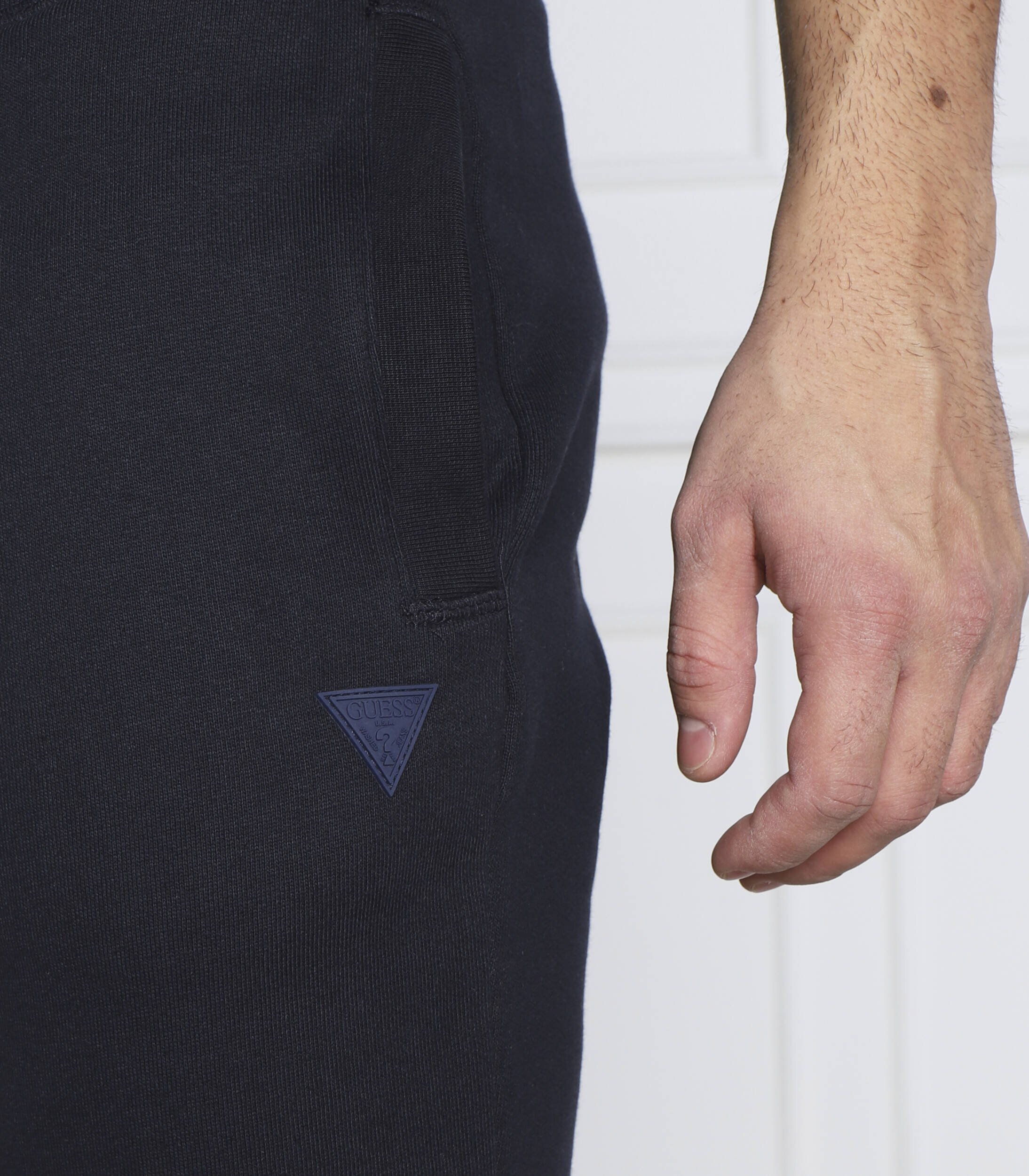 GUESS ACTIVE Pantaloni de trening ALDWIN | Regular Fit