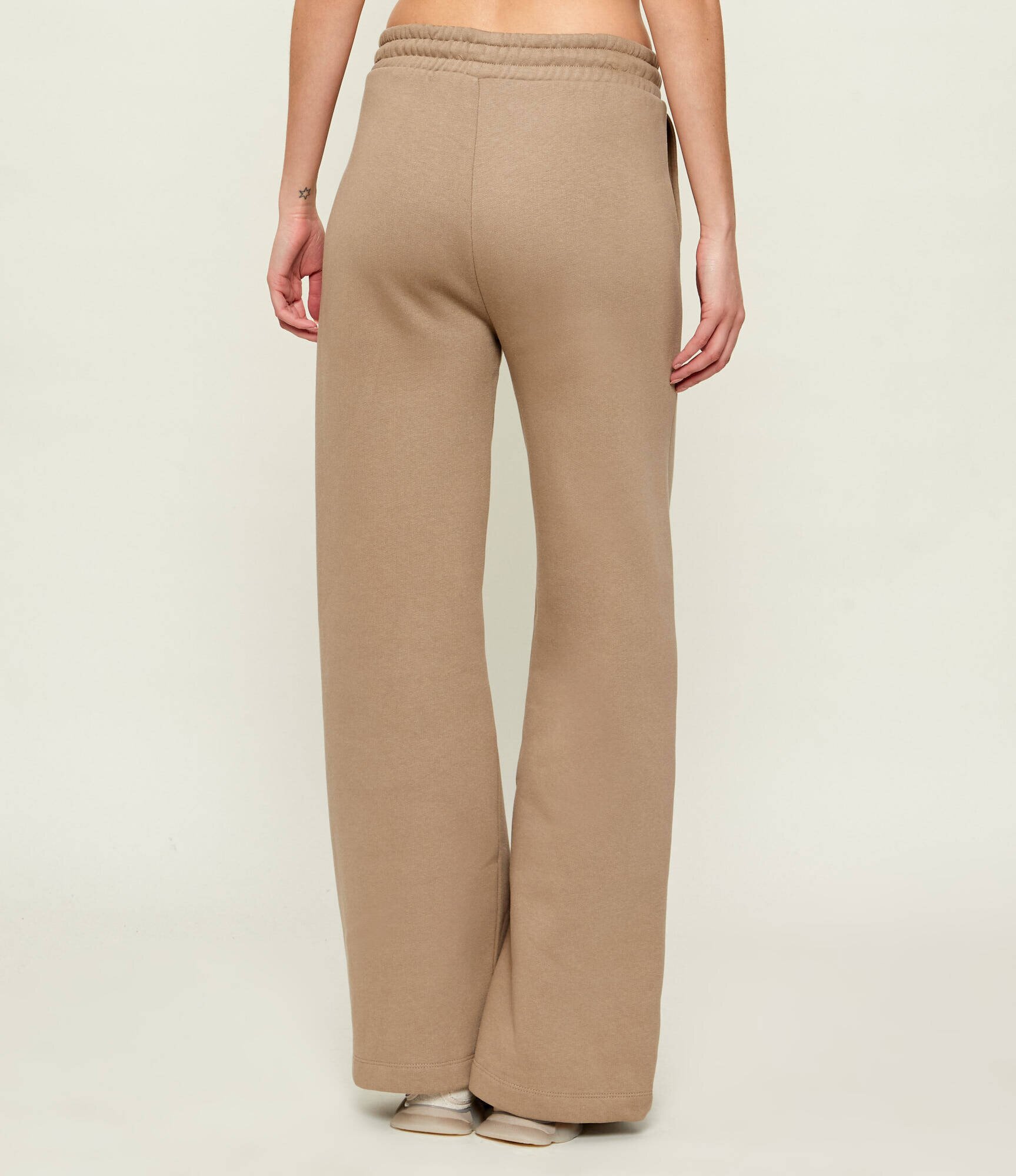 GUESS ACTIVE Pantaloni de trening NAT | Straight fit