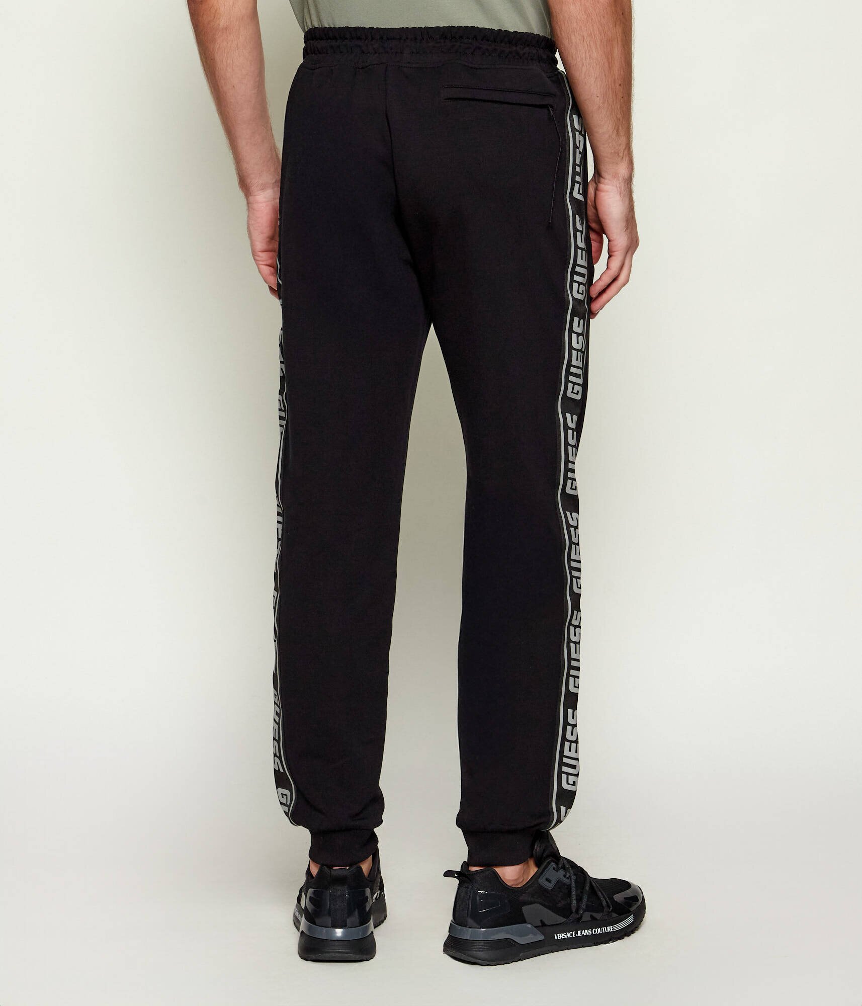GUESS ACTIVE Pantaloni de trening NEW ARLO | Regular Fit