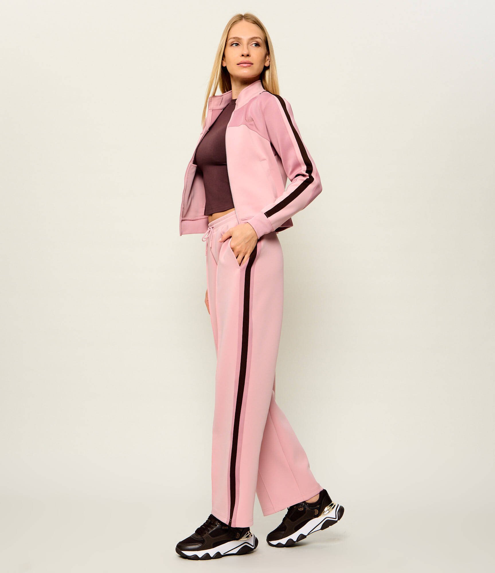 GUESS ACTIVE Pantaloni de trening Talitha | Relaxed fit