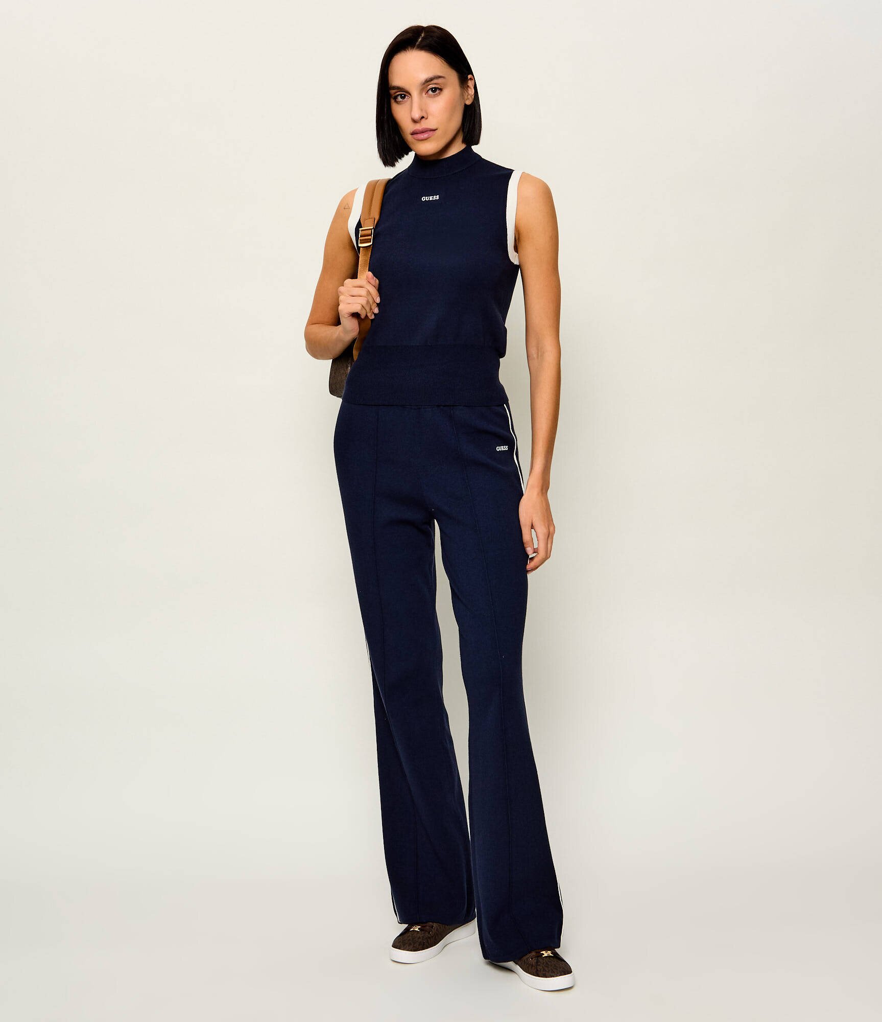 GUESS ACTIVE Pantaloni de tricot Laurene | flare fit