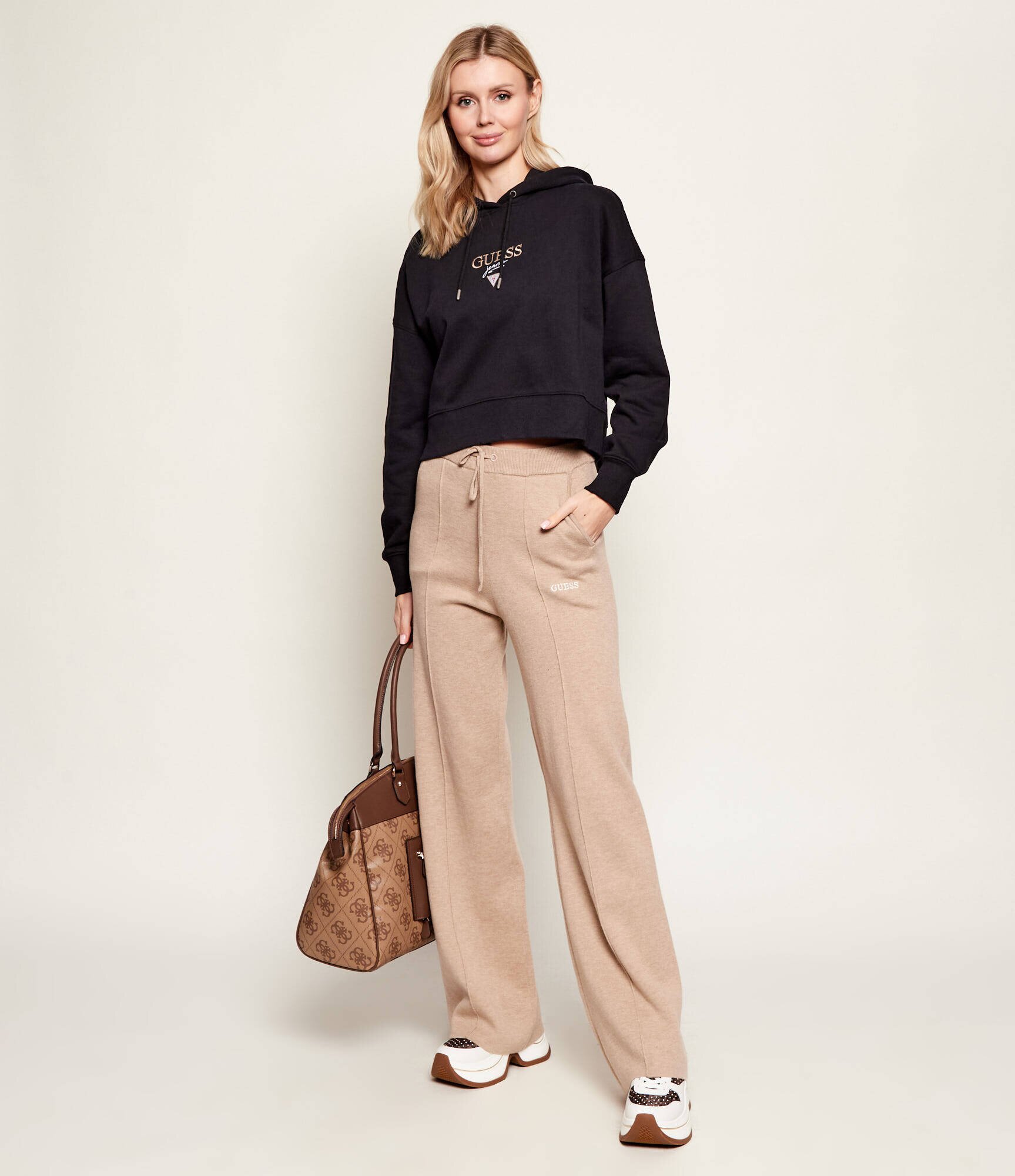 GUESS ACTIVE Pantaloni de tricot URSULA | Relaxed fit
