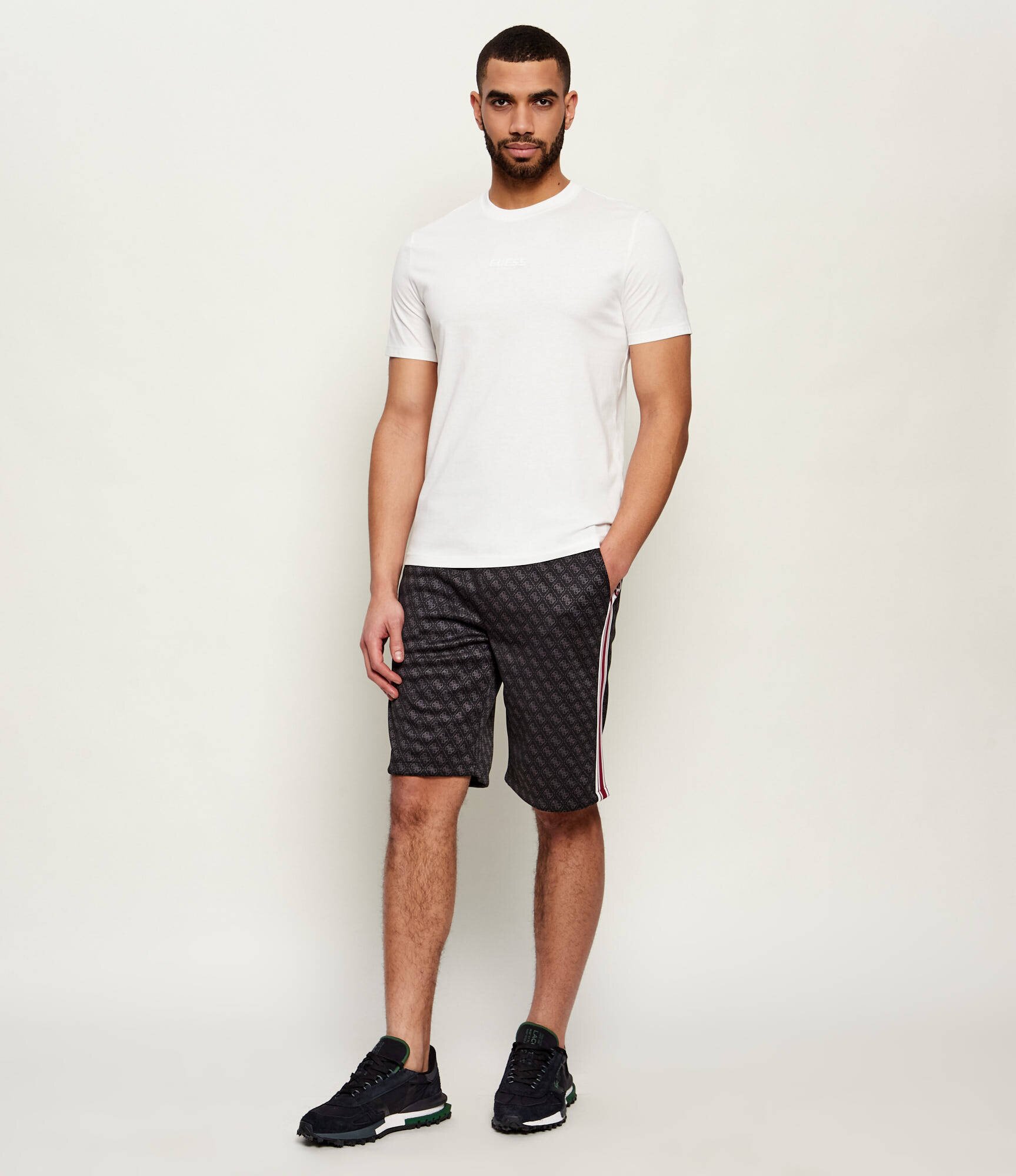 GUESS ACTIVE Pantaloni scurți PARIMO | regular fit