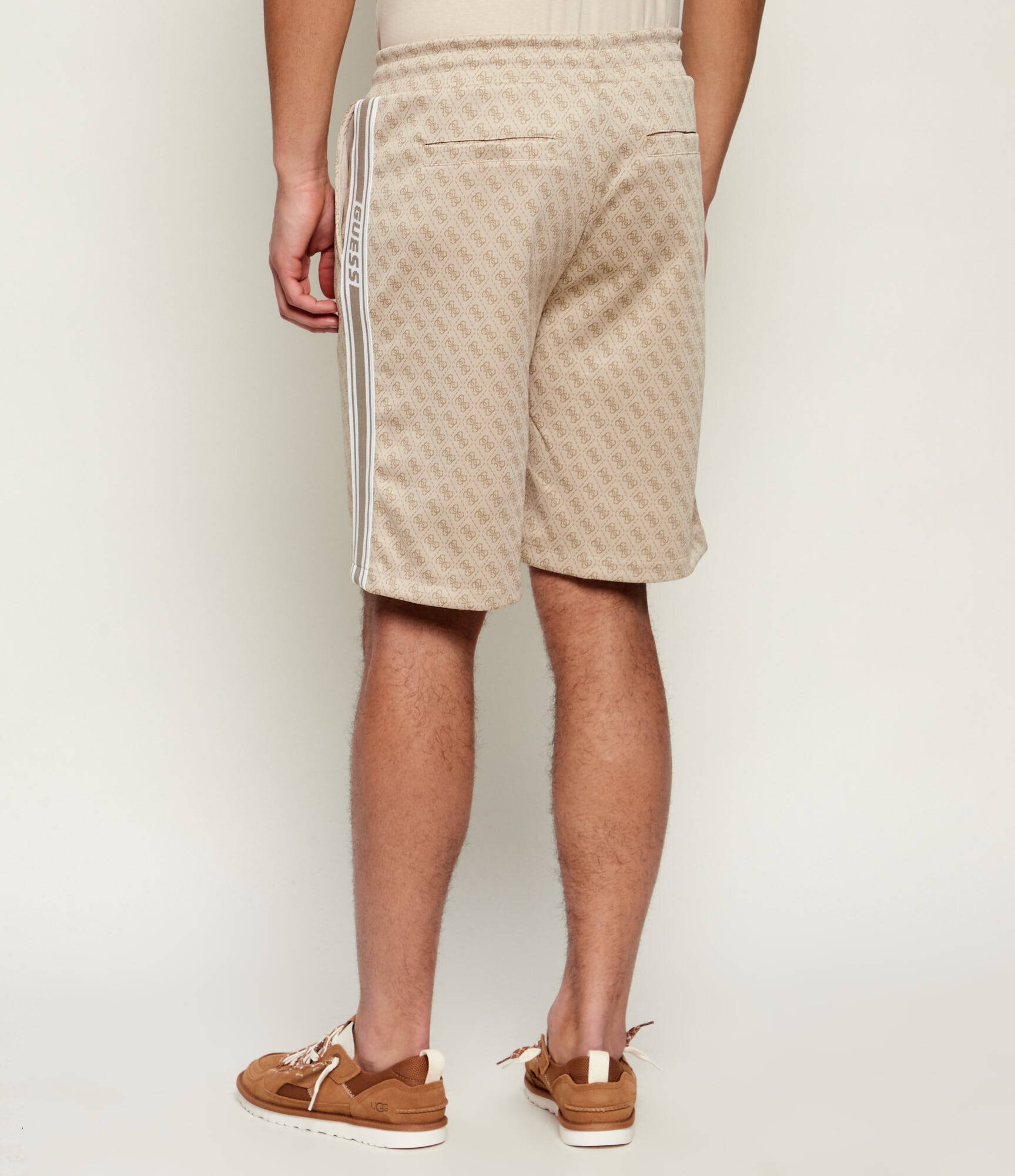 GUESS ACTIVE Pantaloni scurți PARIMO | regular fit