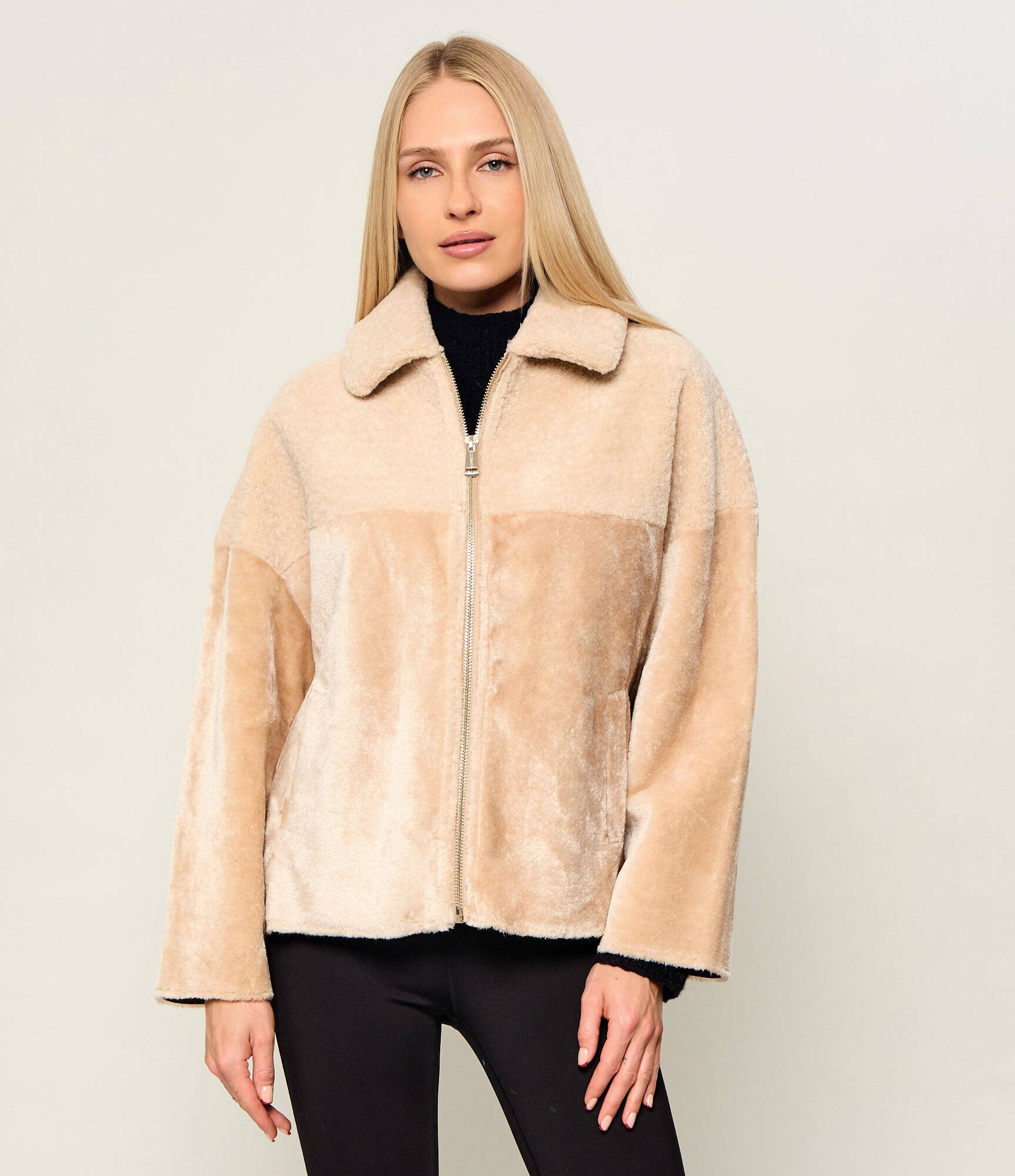 Guess Blăniță Lia | shearling