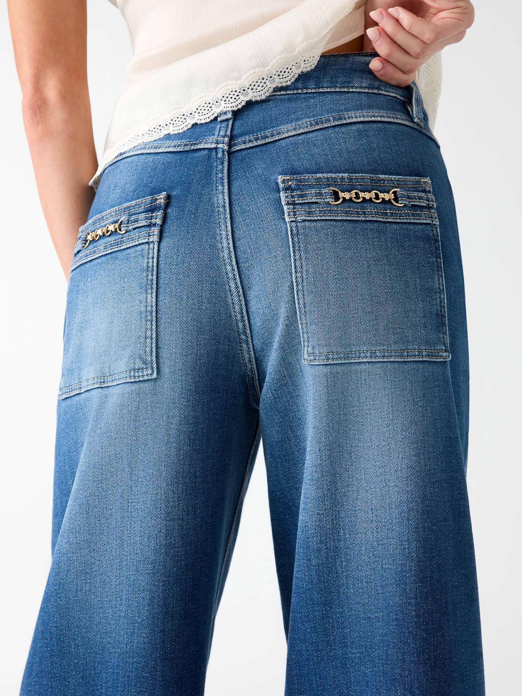 Guess Blugi A1C Bellagio | Loose fit