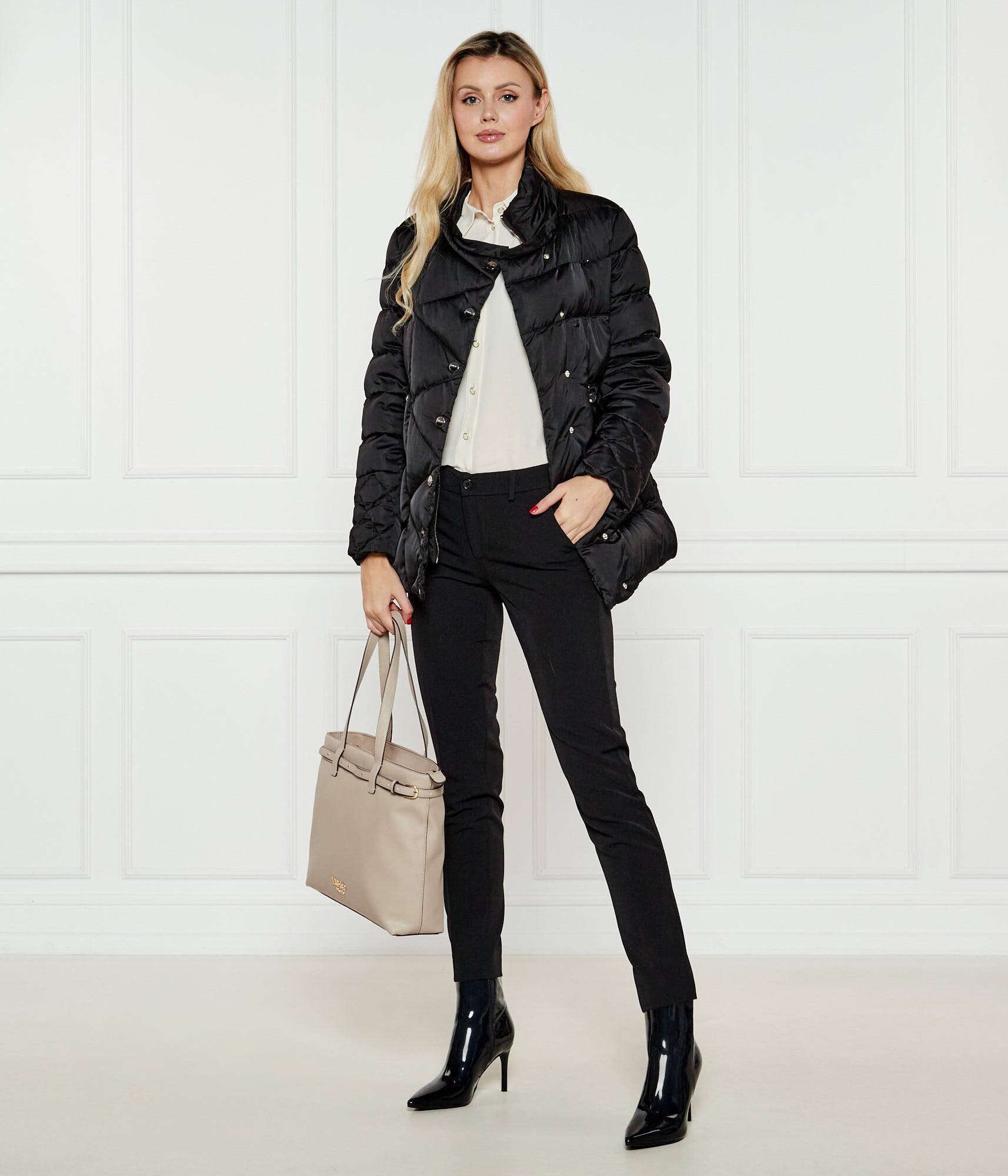 Guess Botine cu toc subțire Richery