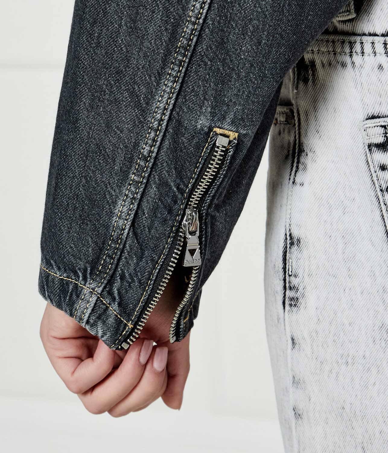 Guess De blugi geacă de piele SANDY | Cropped Fit