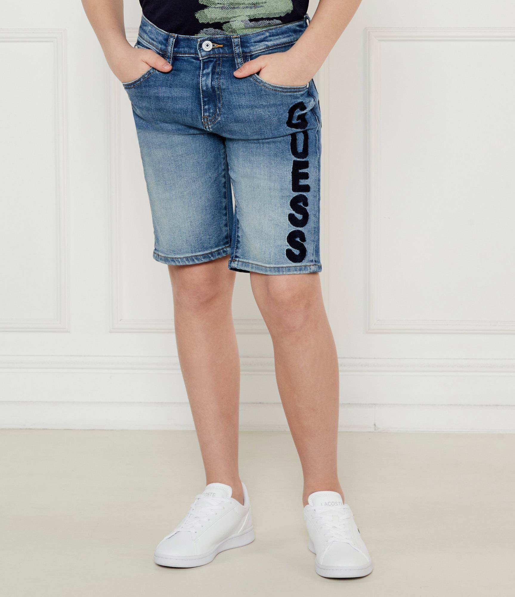 Guess De blugi pantaloni scurți | Regular Fit