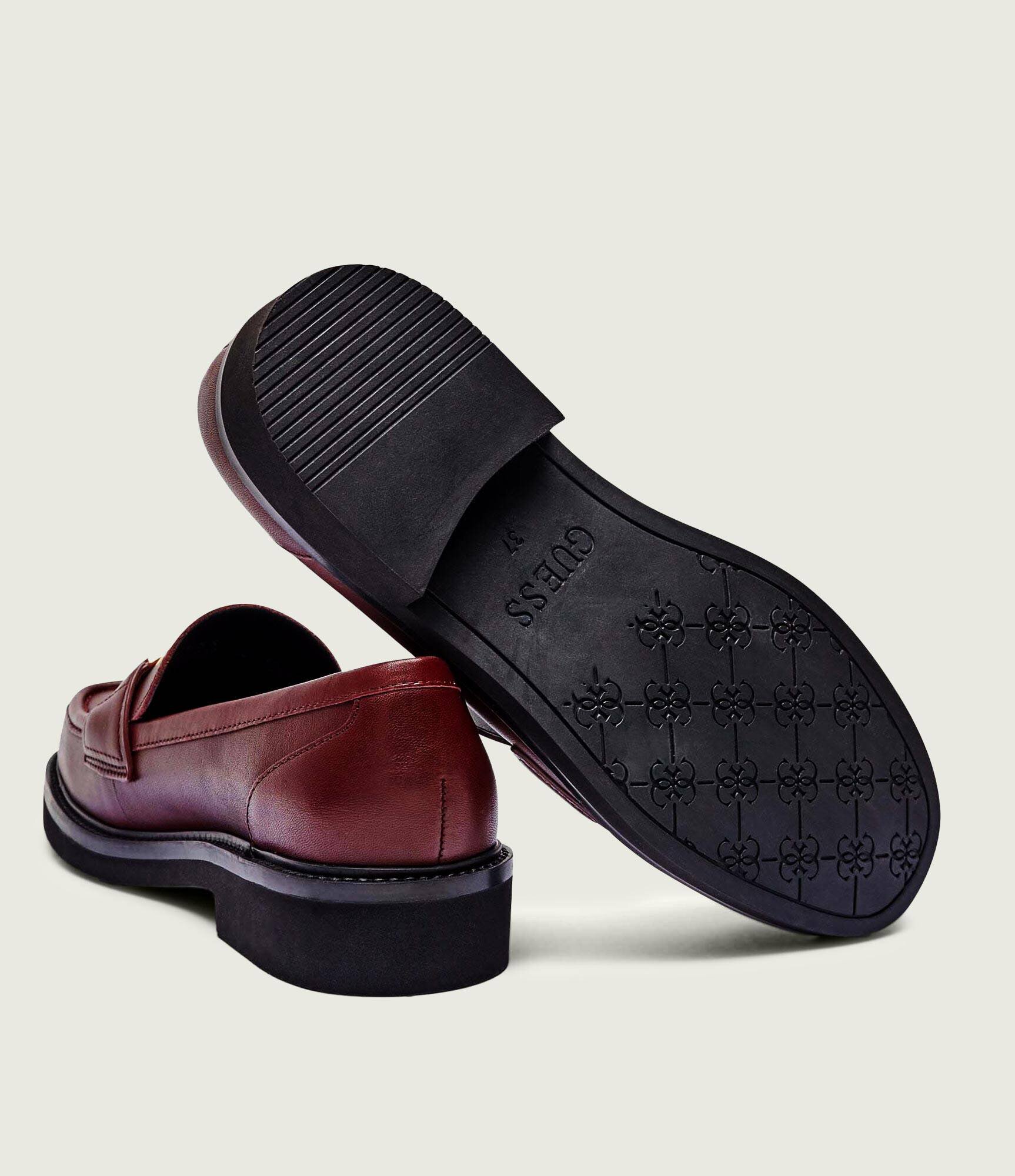 Guess De piele pantofi loafer Shuttle3