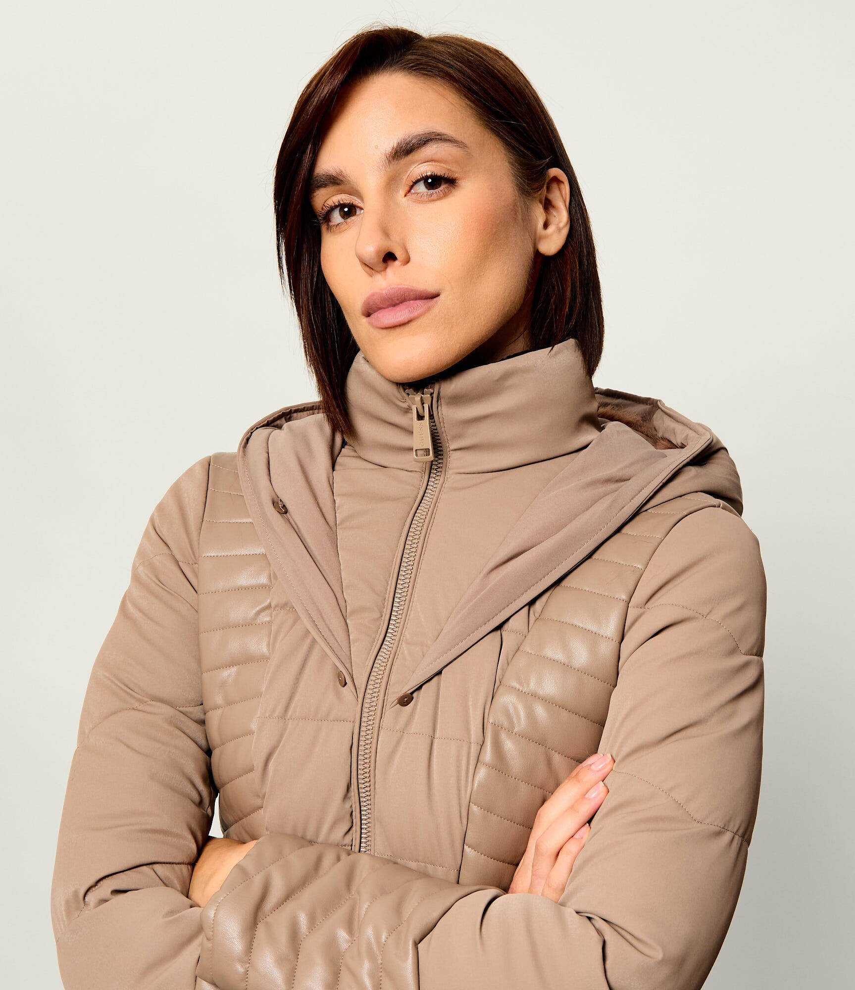 Guess Geacă New Oxana | Slim Fit