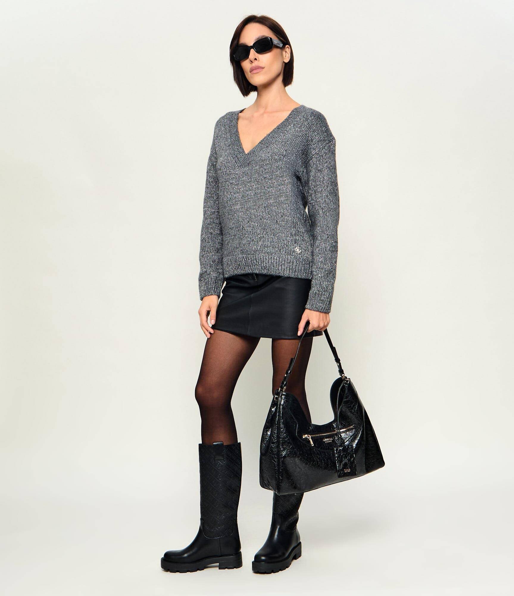 Guess Geantă shopper Antonia