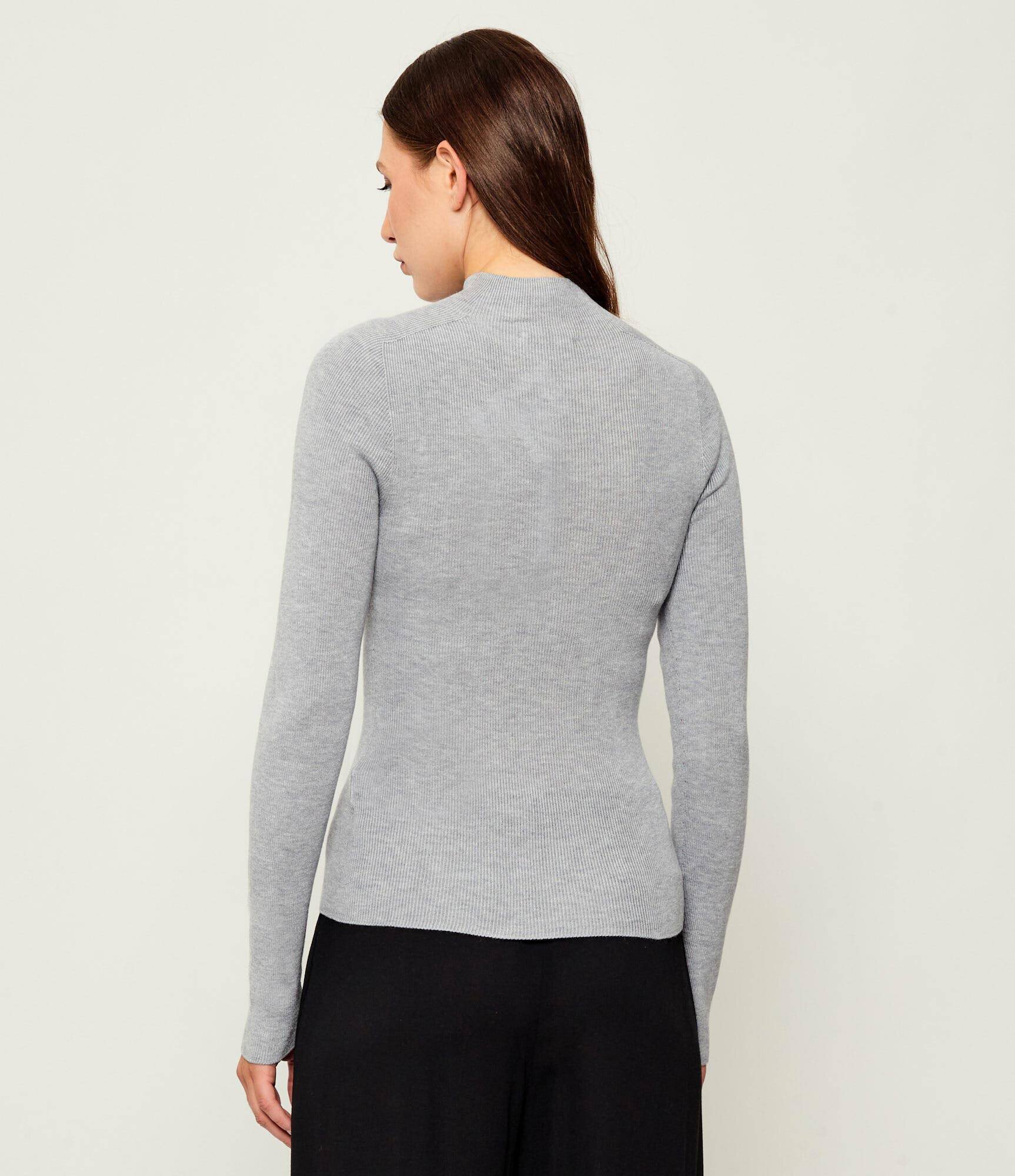 Guess Guler înalt JULIA | Slim Fit cu adaos de lână și cașmir